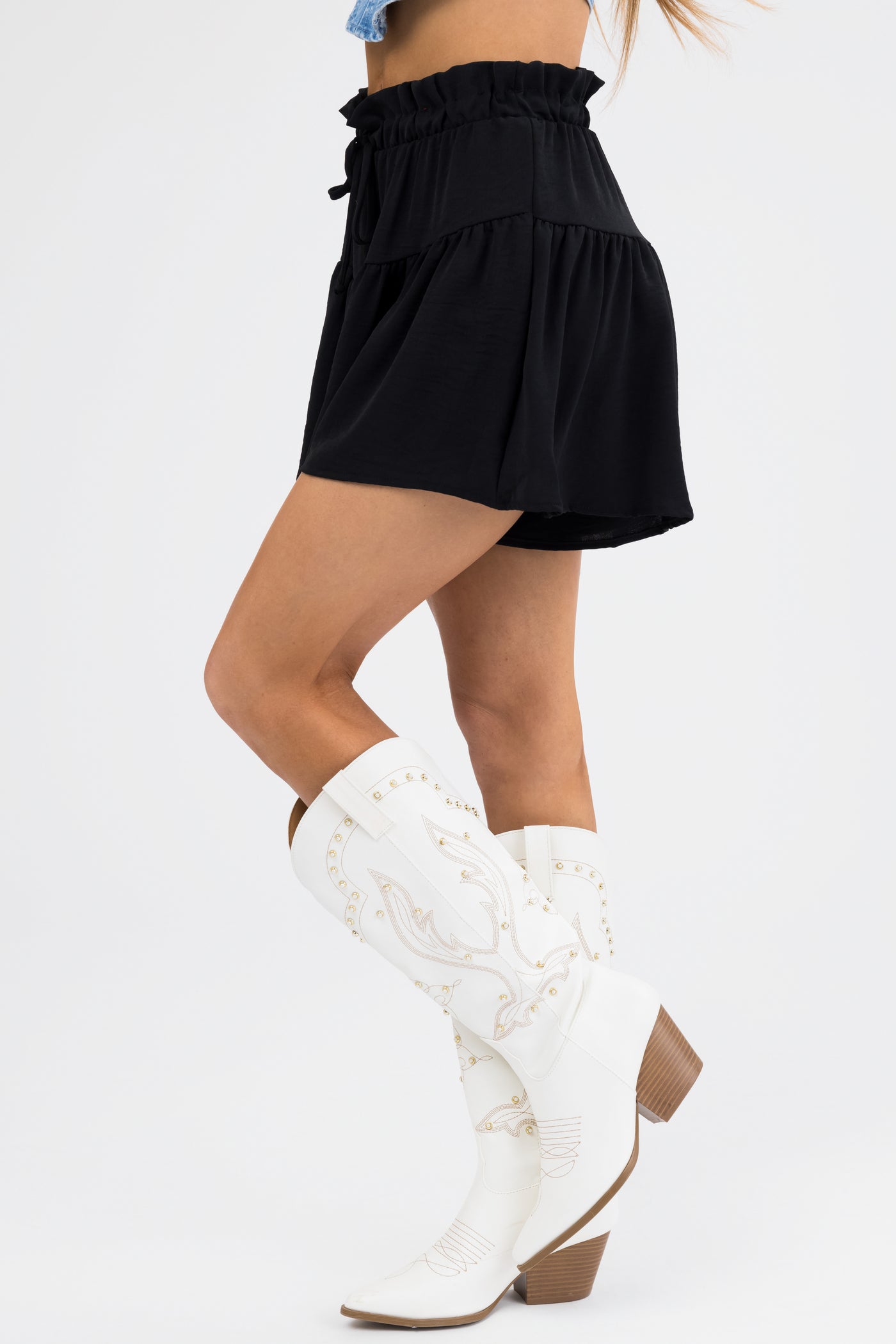 Black Elastic Waist Woven Flounce Shorts