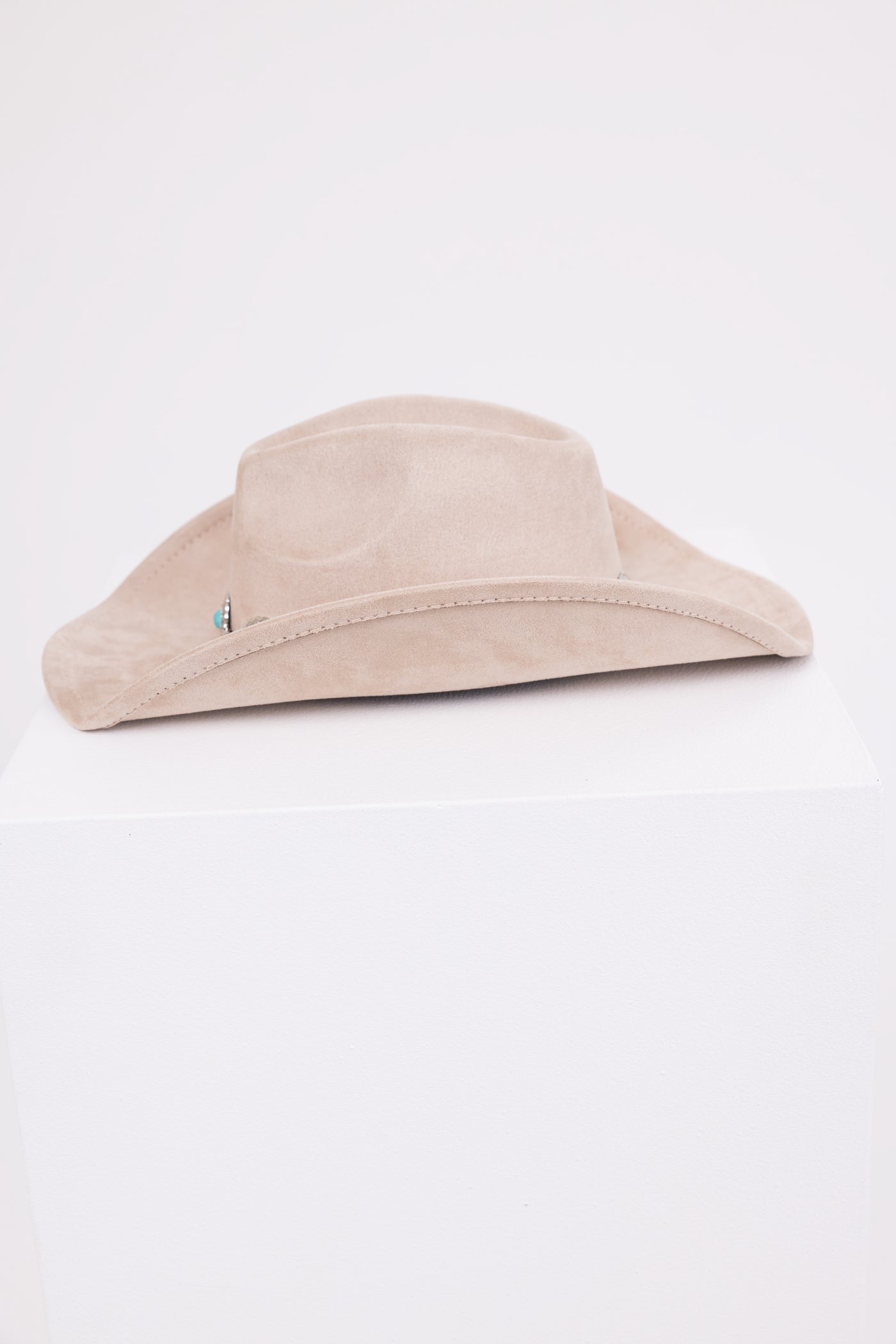 Light Taupe Suede Hat with Silver Chain