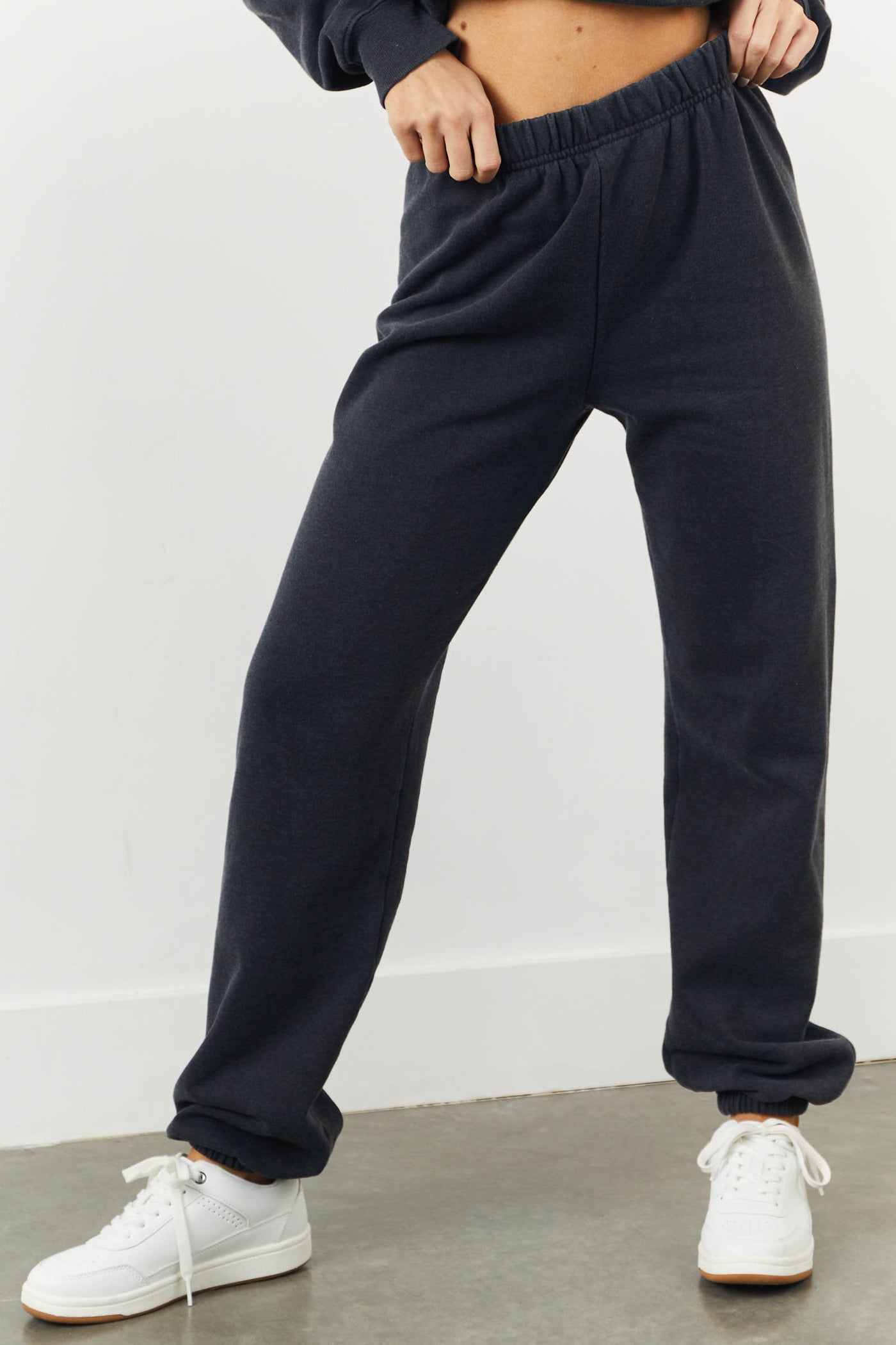 Washed Black Fleece Lined Solid Cotton Sweatpants