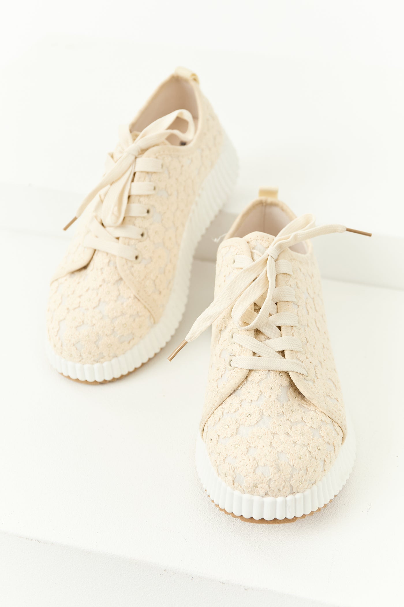 Almond Floral Embroidered Platform Lace Up Sneakers
