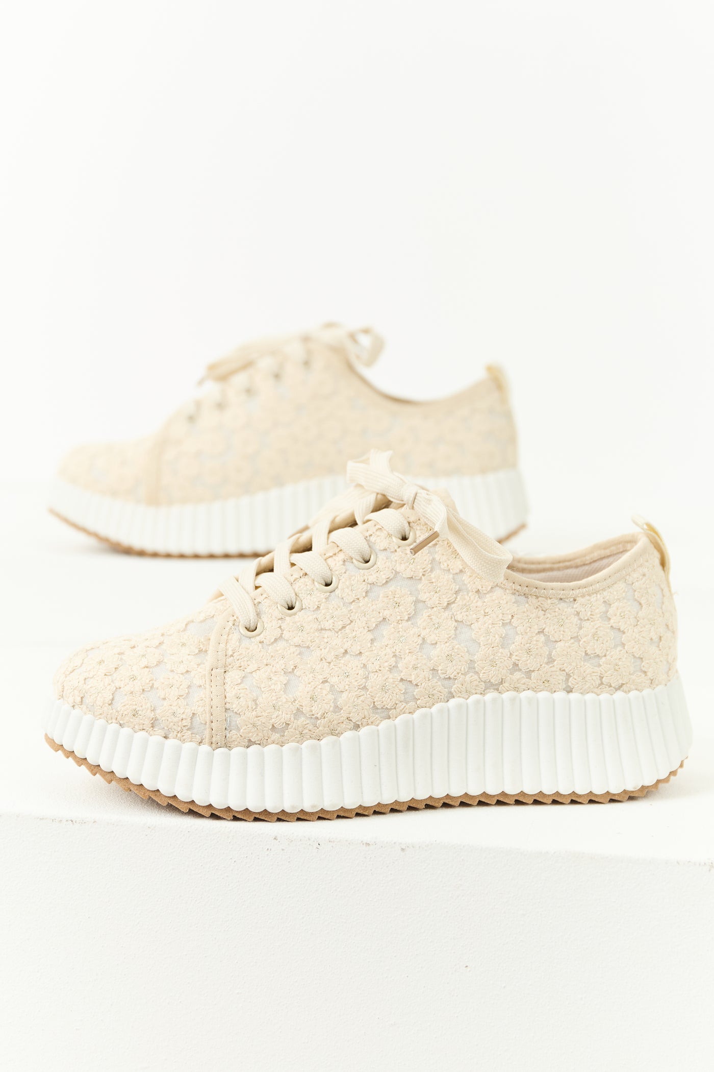 Almond Floral Embroidered Platform Lace Up Sneakers