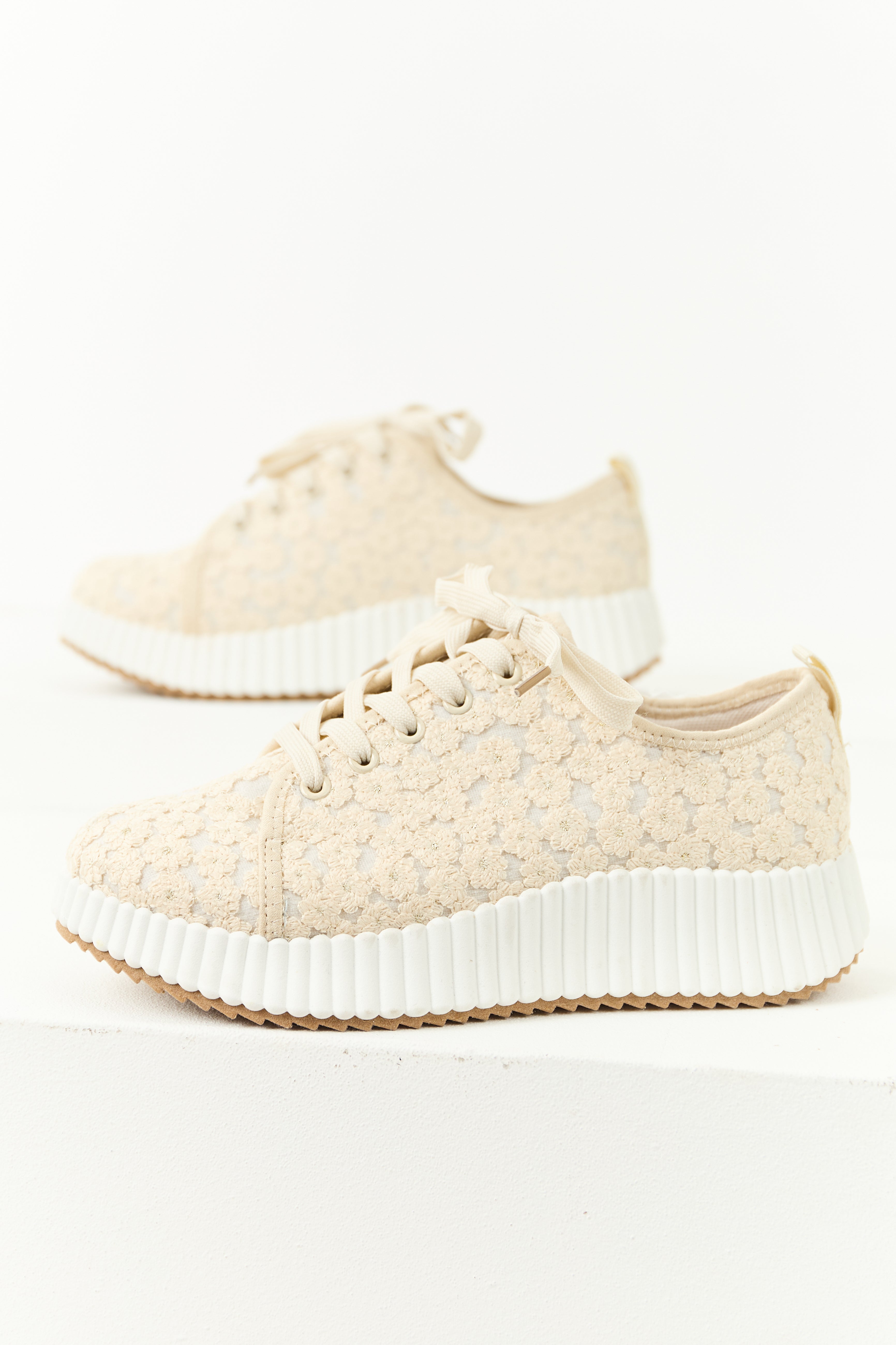 Almond Floral Embroidered Platform Lace Up Sneakers
