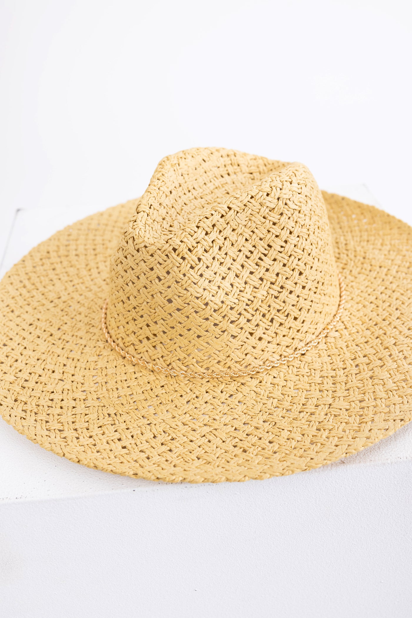 Beige Basket Weave Dainty Chain Sun Hat