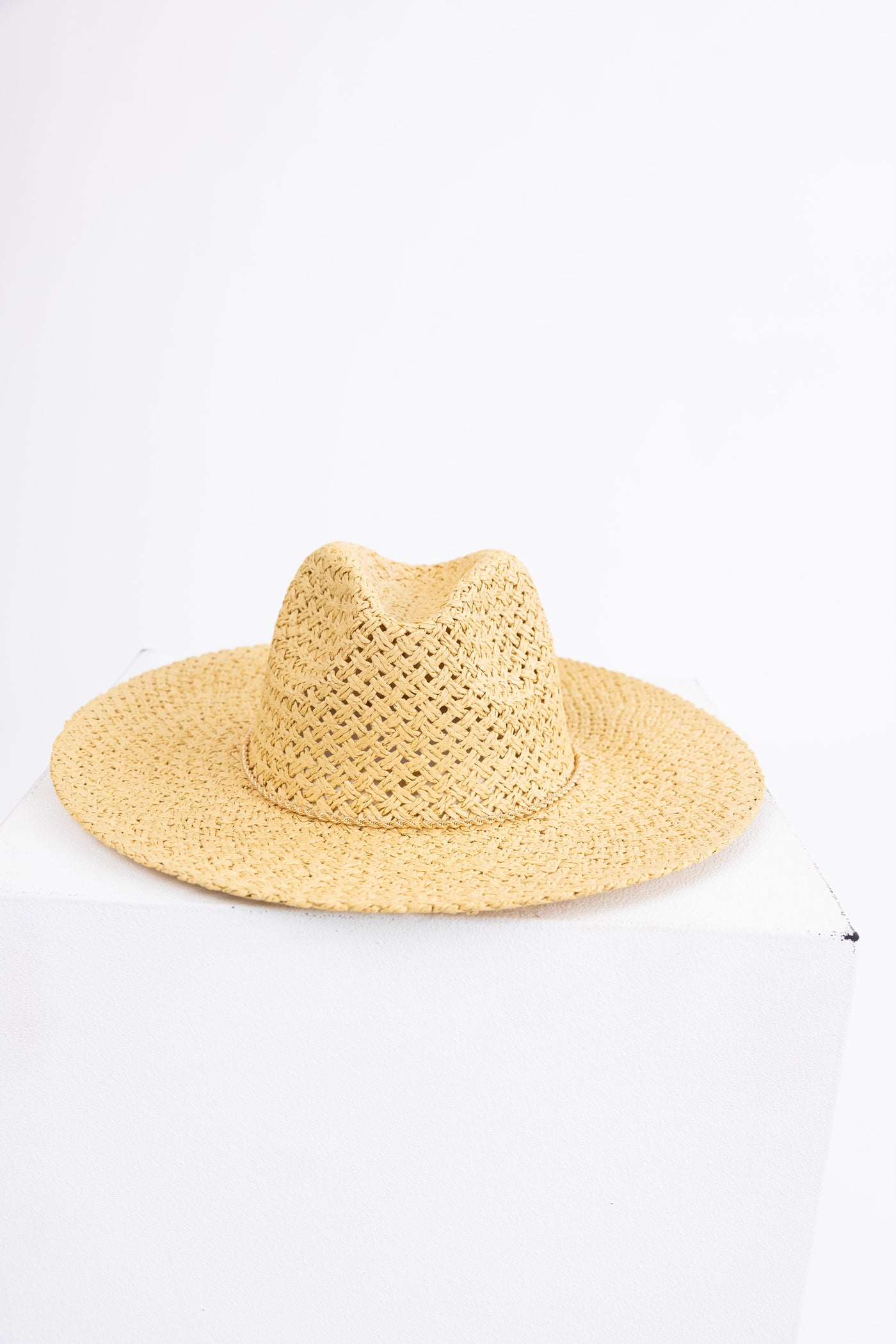 Beige Basket Weave Dainty Chain Sun Hat