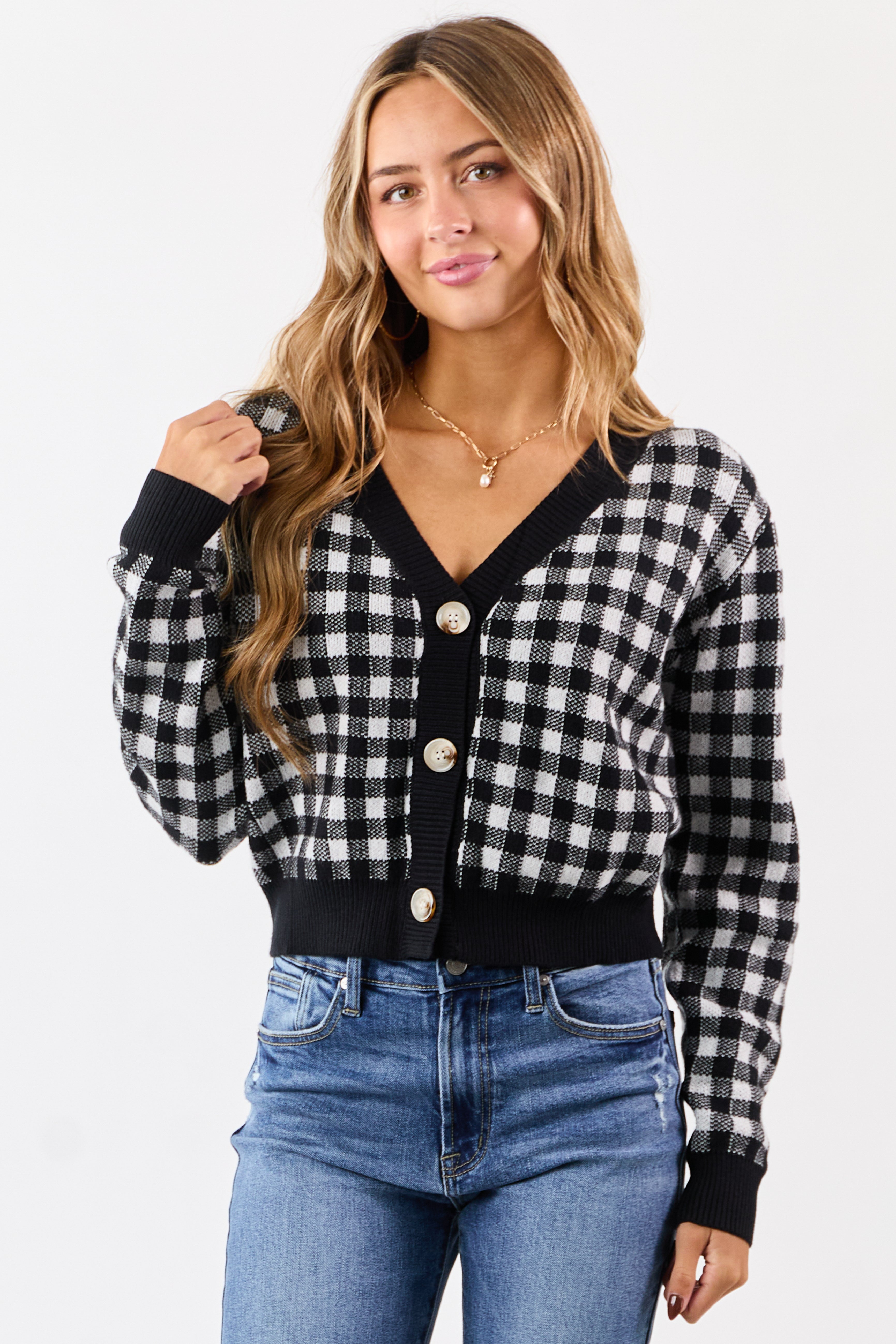トップス CHECKER CARDIGAN Black Checkered Button Down Cropped Cardigan | Lime Lush Boutique