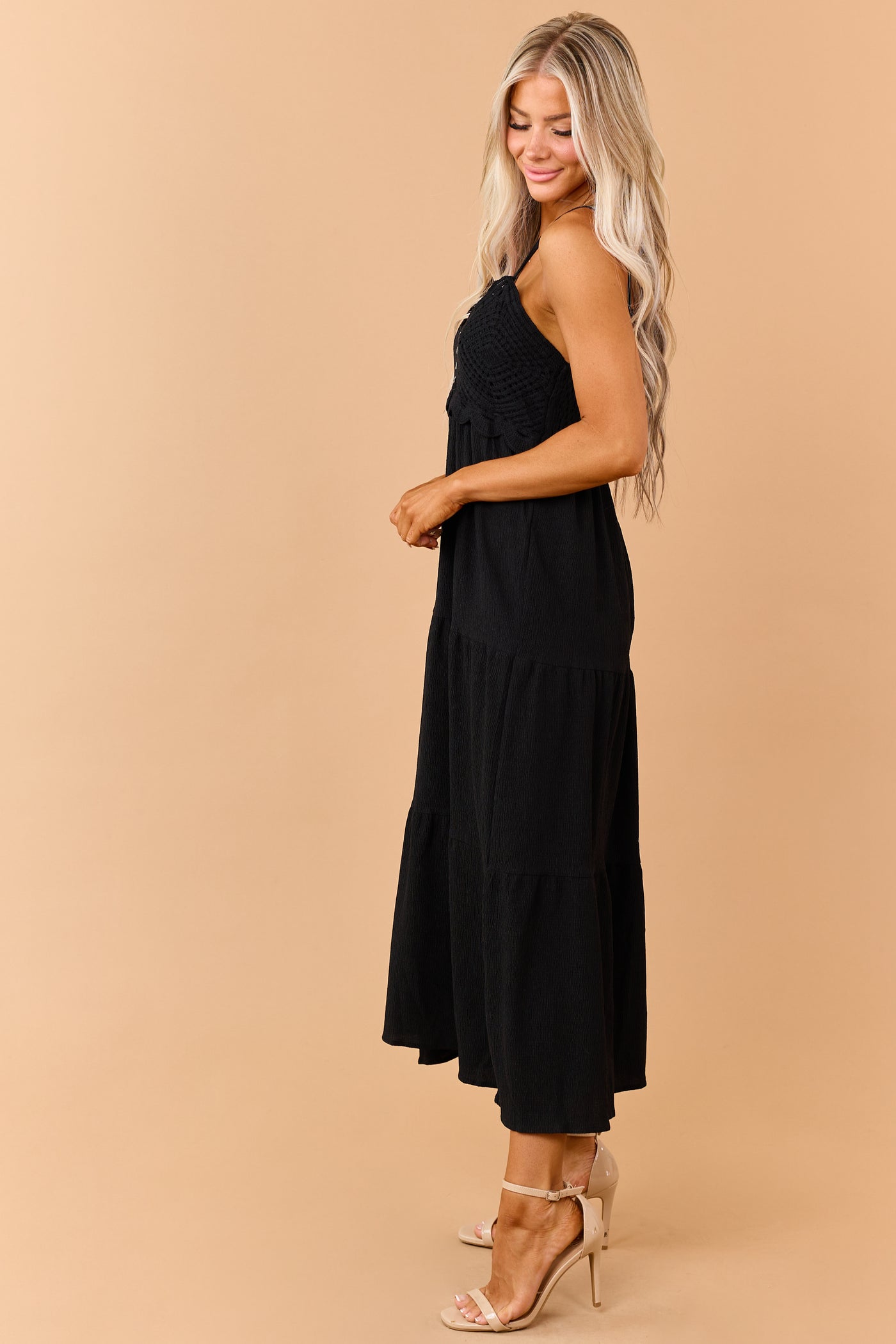 fit & flare crochet-bodice maxi dress Plus Size - Festi Crochet Bodice Maxi Dress