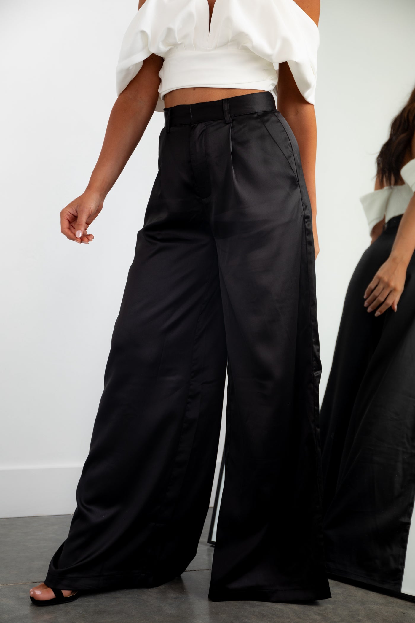 Black Satin Wide Leg High Waisted Trousers – LA CHIC PICK