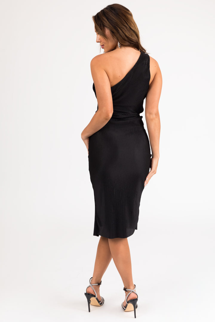 Black Plisse One Shoulder Midi Dress
