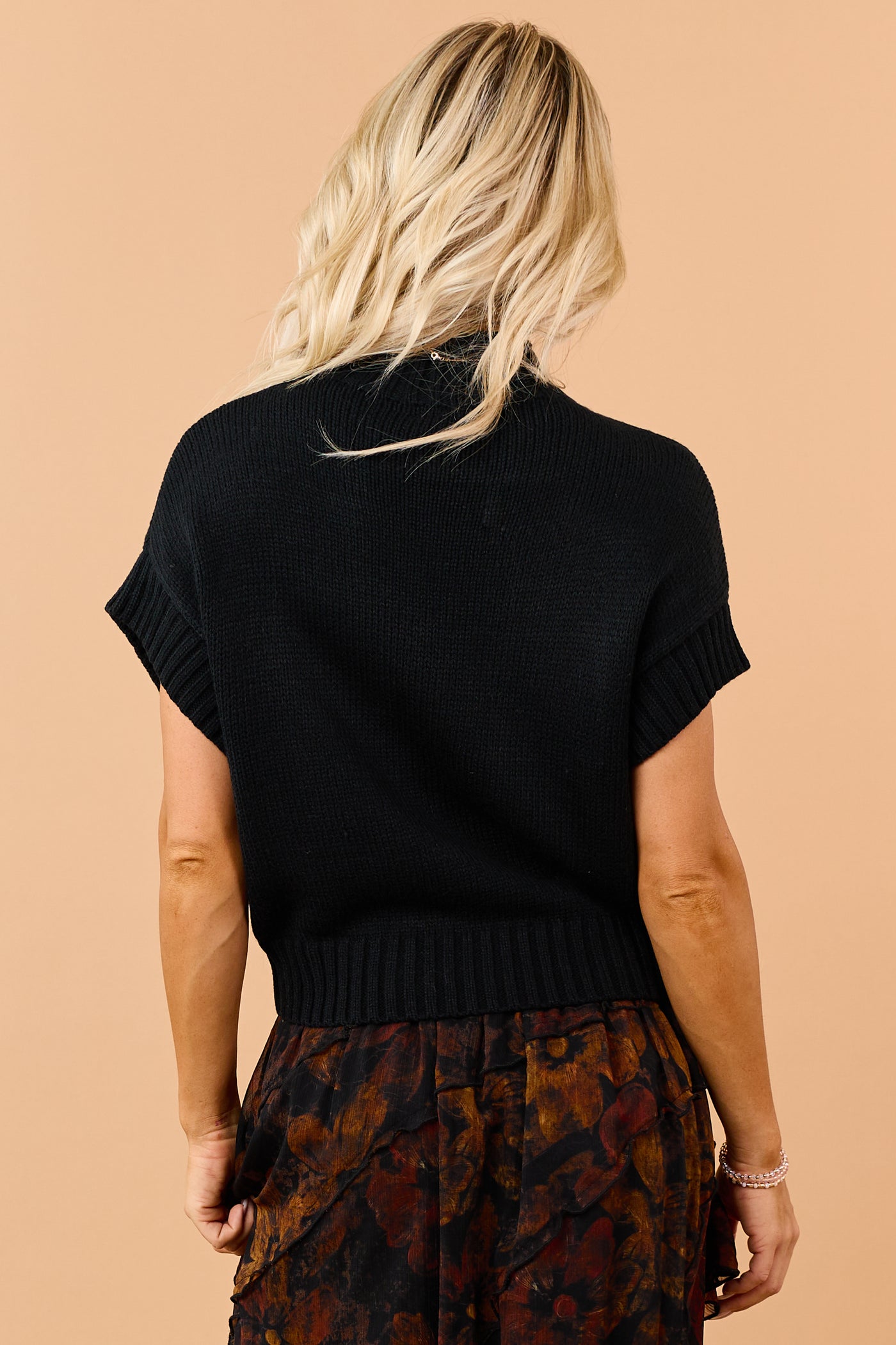 Black Rib Knit Mock Neck Short Sleeve Sweater