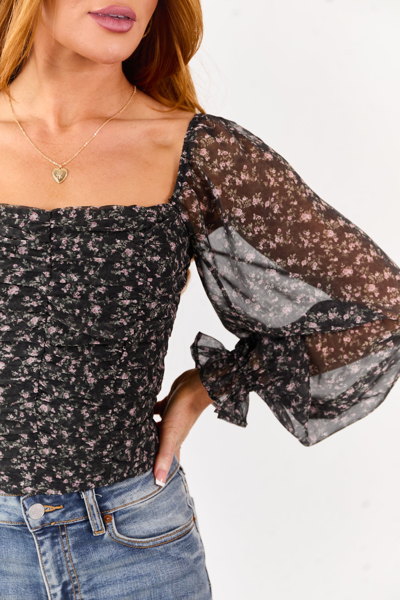Black Ruched Floral Print Puff Sleeve Top