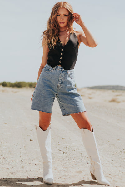 Black Sleeveless Halter Neck Button Up Vest