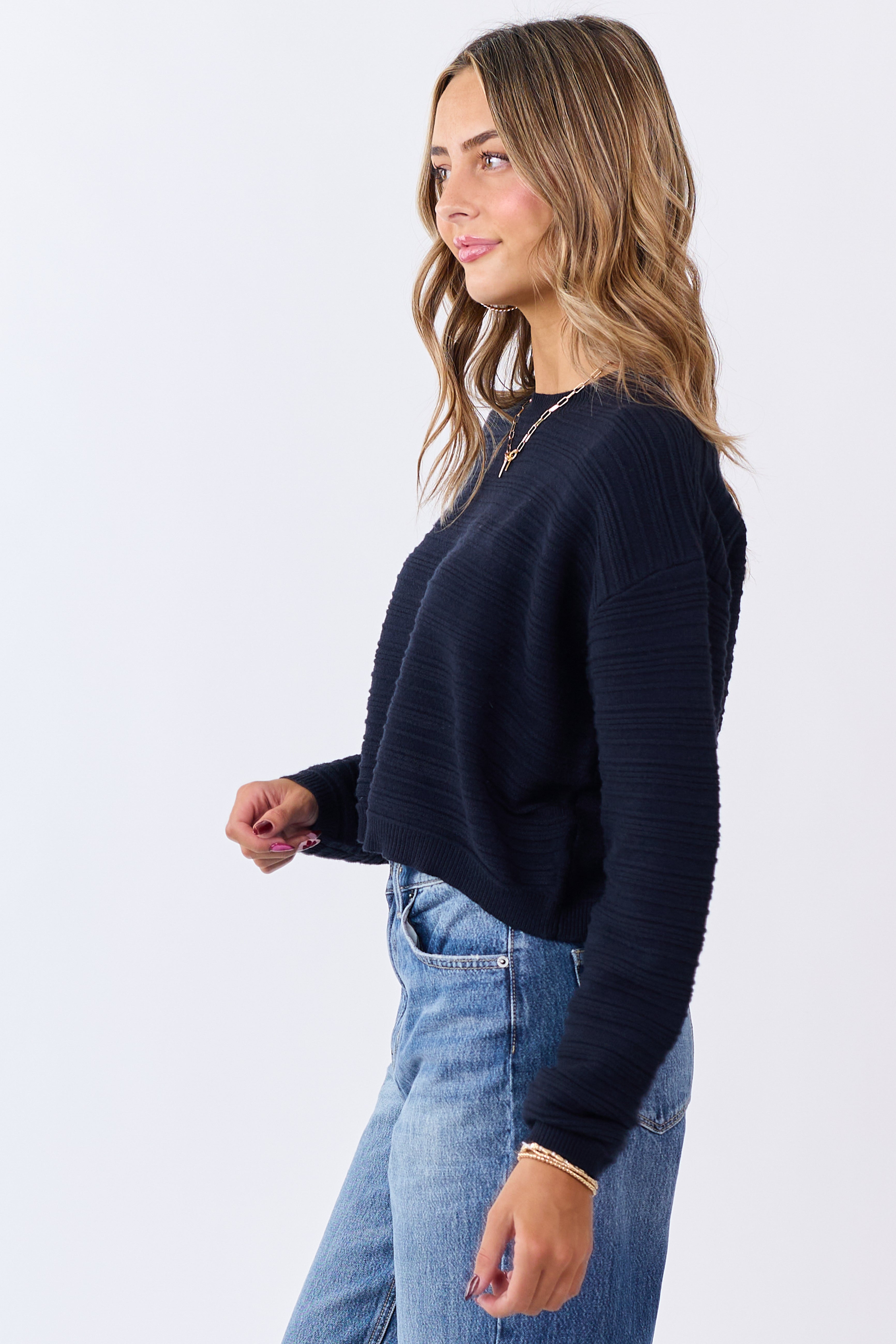 Black Textured Knit Crew Neck Cropped Sweater