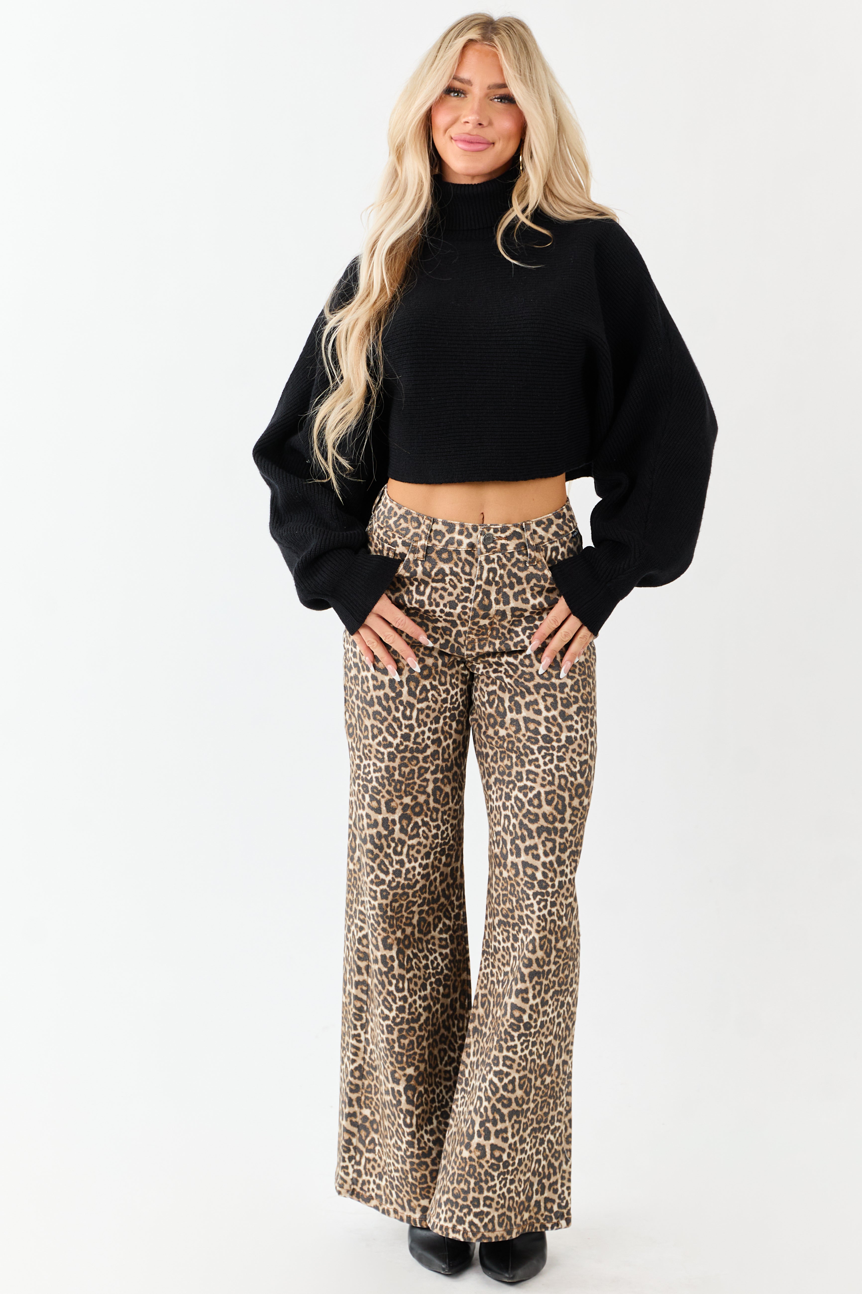 Black Turtleneck Cropped Thick Sweater