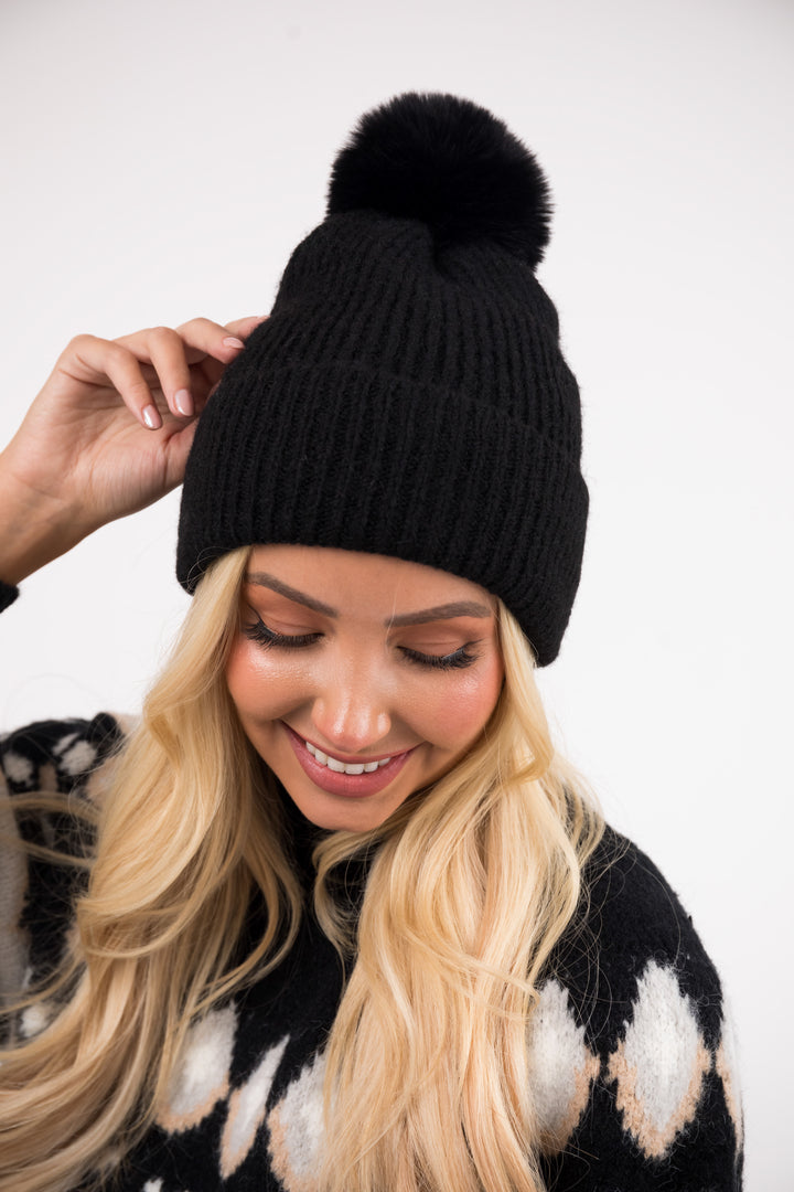 Black Faux Fur Pom Pom Ribbed Knit Beanie
