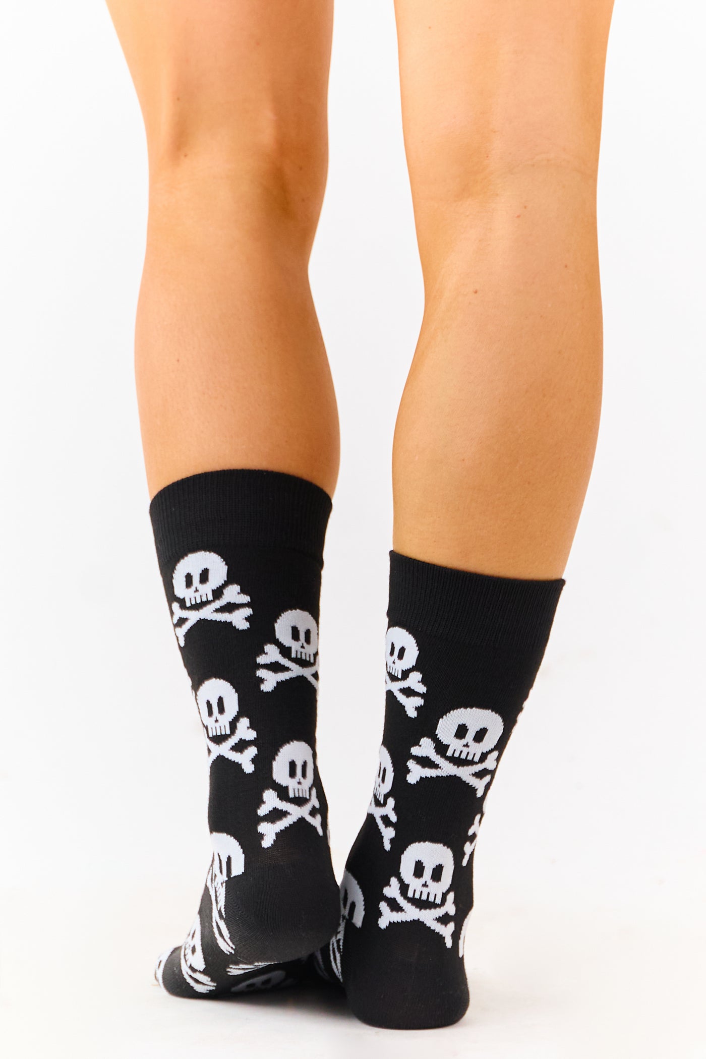 Black Skull and Crossbones Print Crew Socks