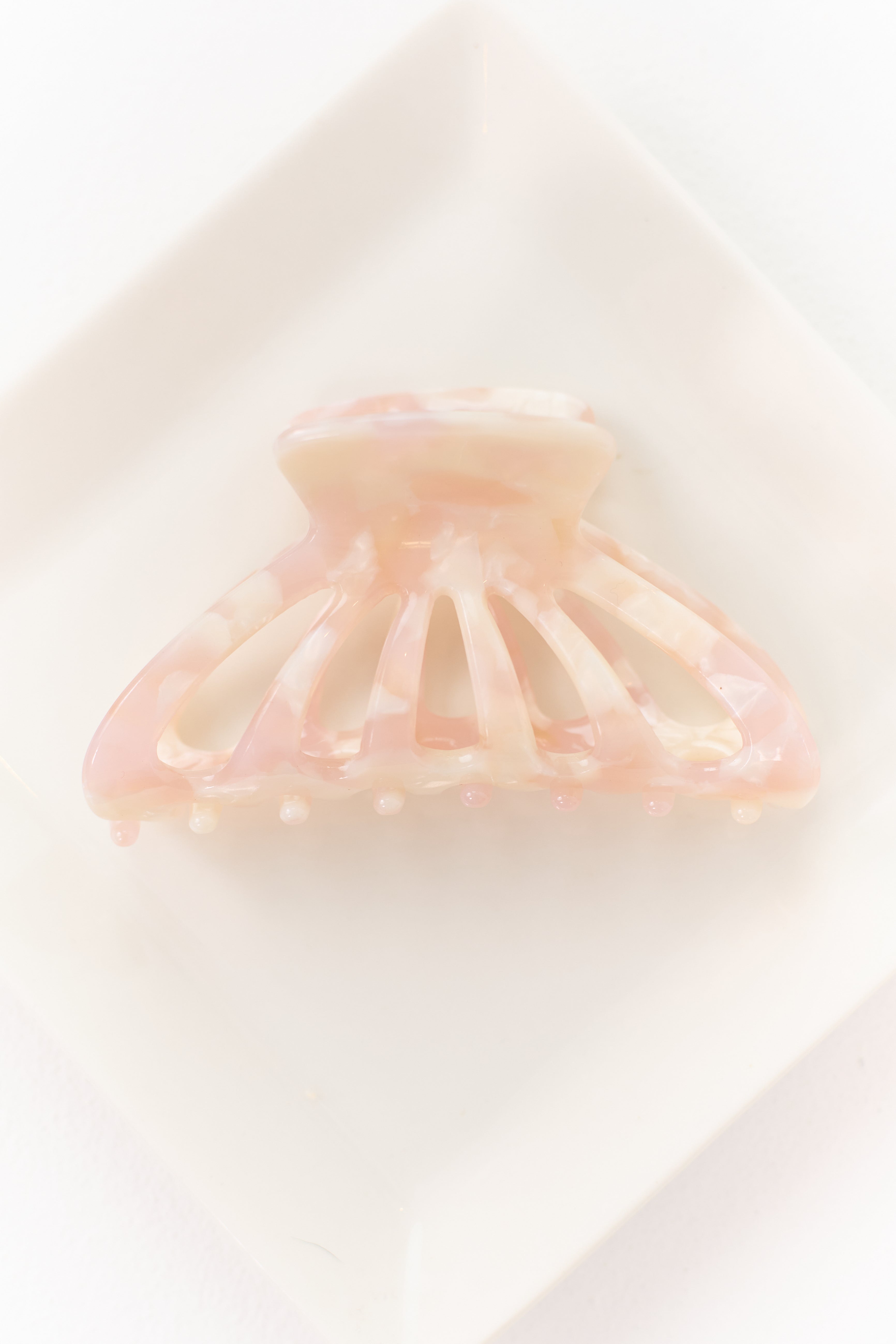 Blush Abstract Pattern Claw Hair Clip