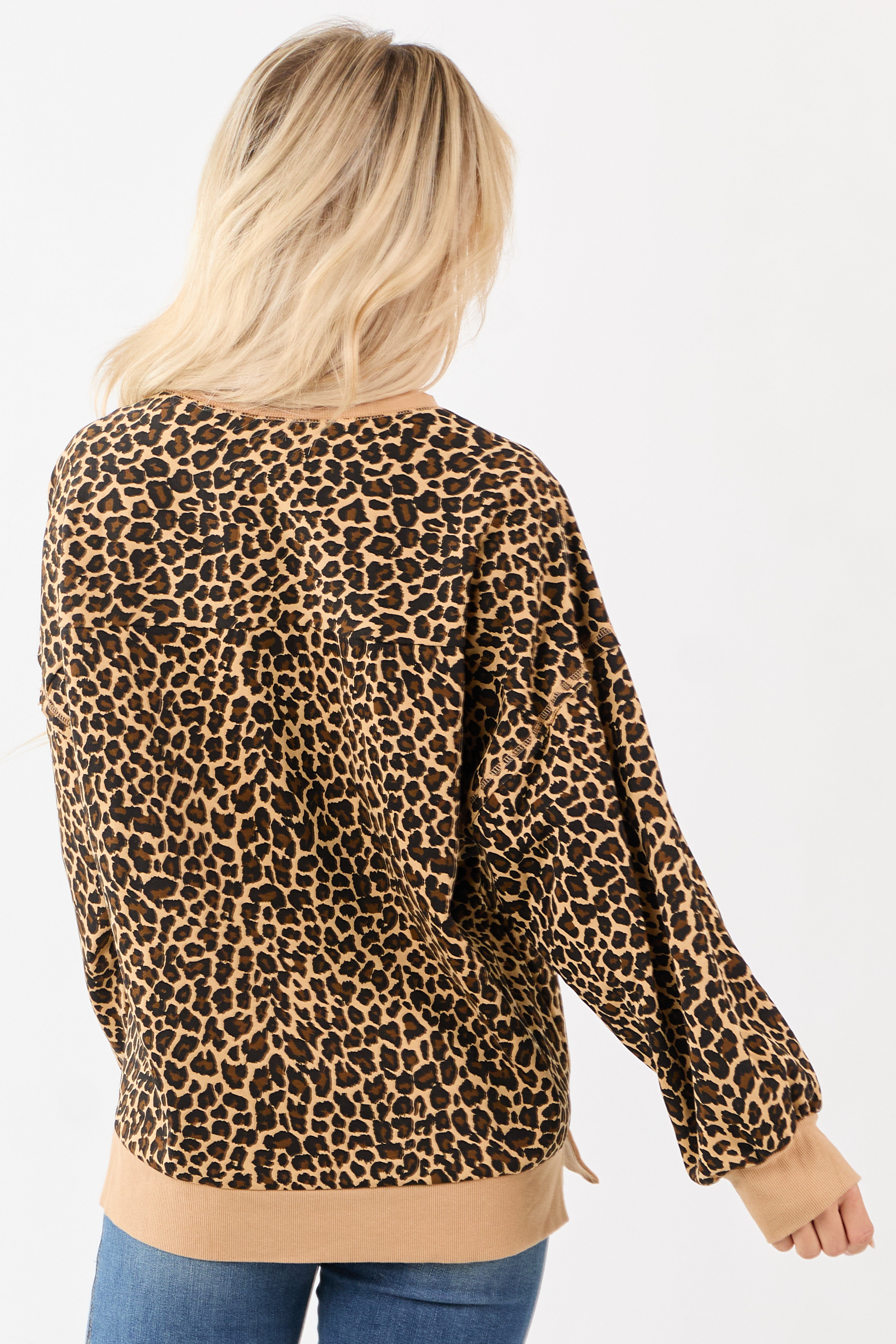 Camel Cotton Leopard Print Crew Neck Sweatshirt
