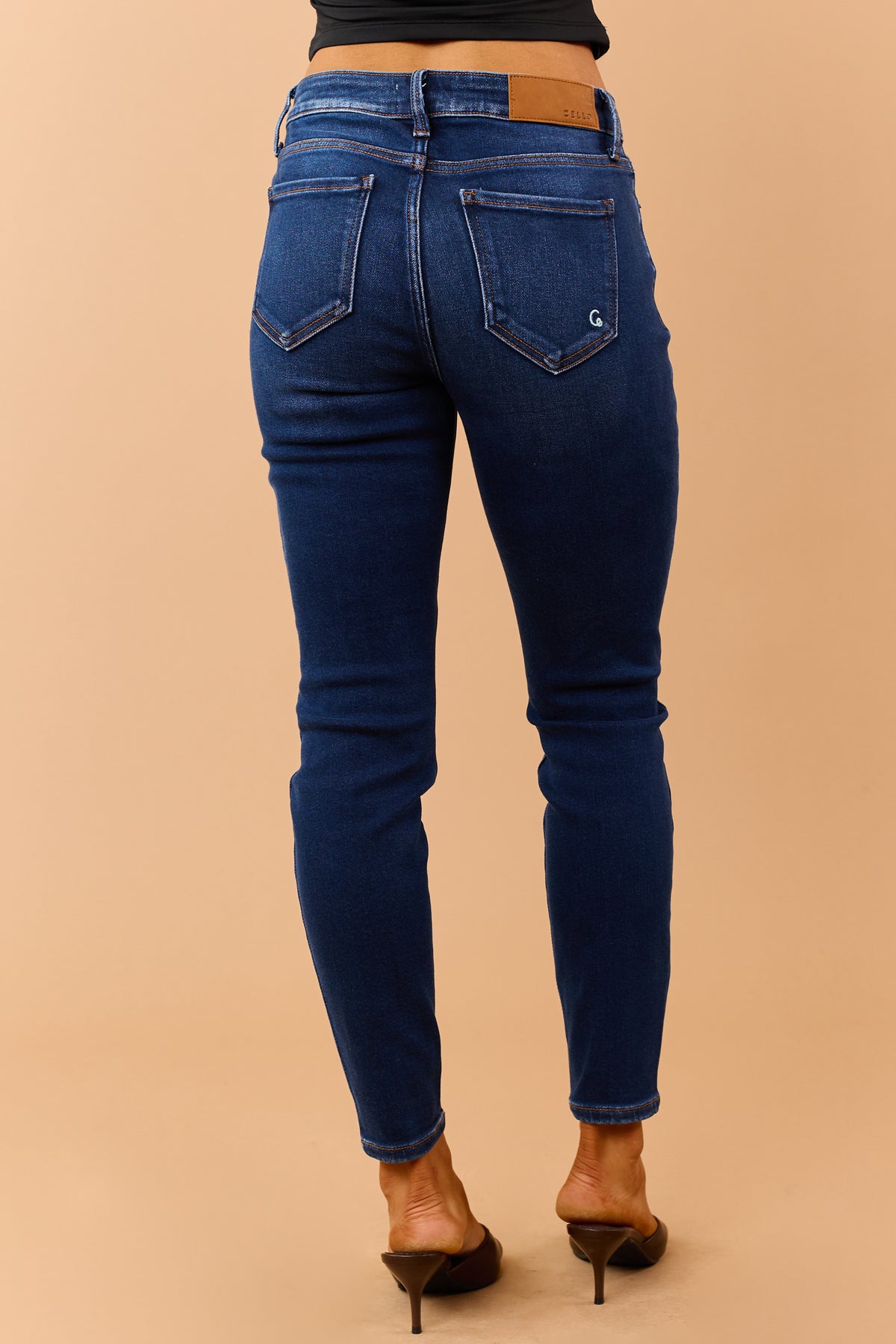 Cello Dark Wash Mid Rise Stretchy Skinny Jeans