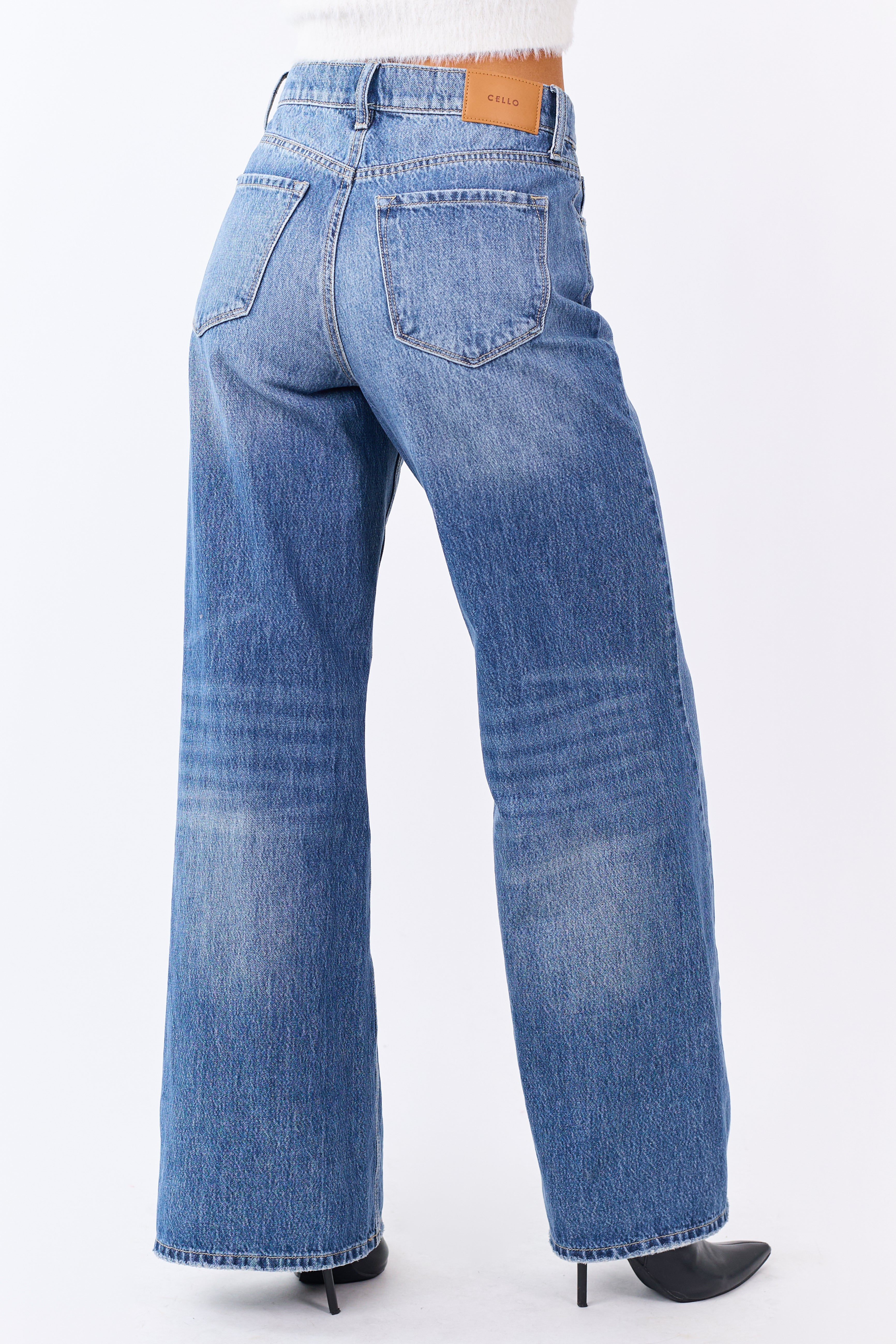 Cello Medium High Rise Wide Leg Curved Seam Jeans