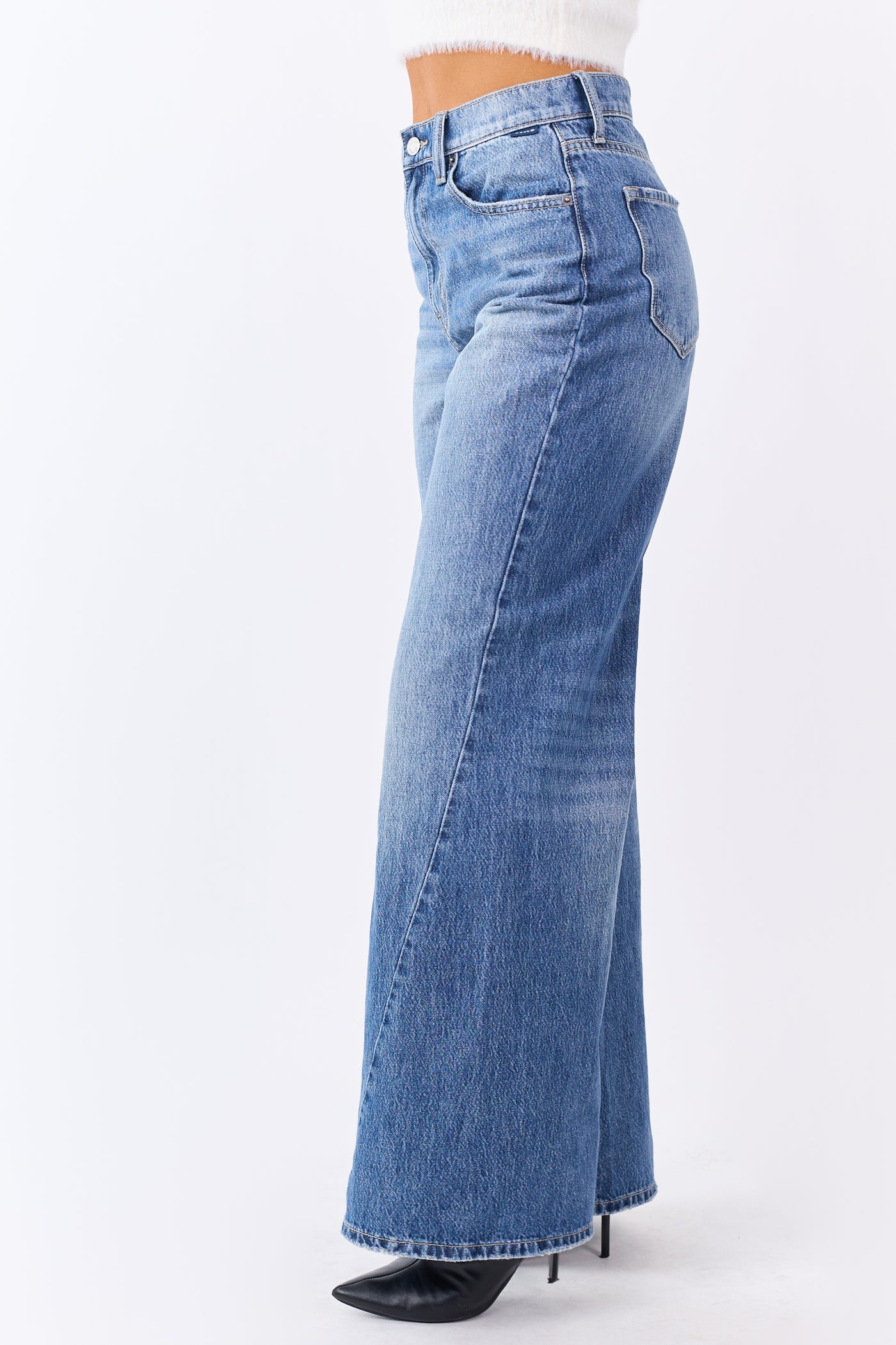 Cello Medium High Rise Wide Leg Curved Seam Jeans