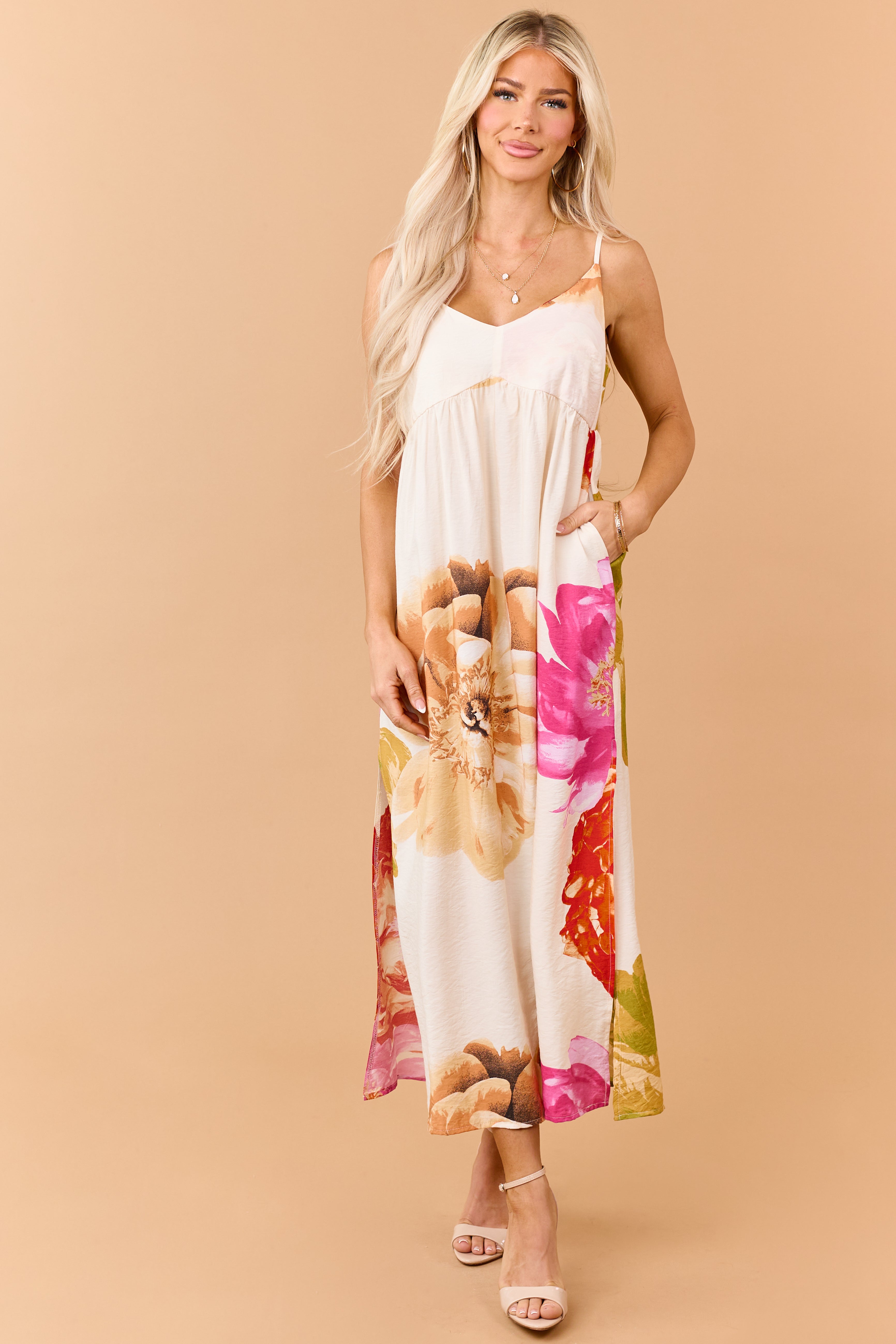 Champagne Floral Print V-Neck Sleeveless Maxi Dress