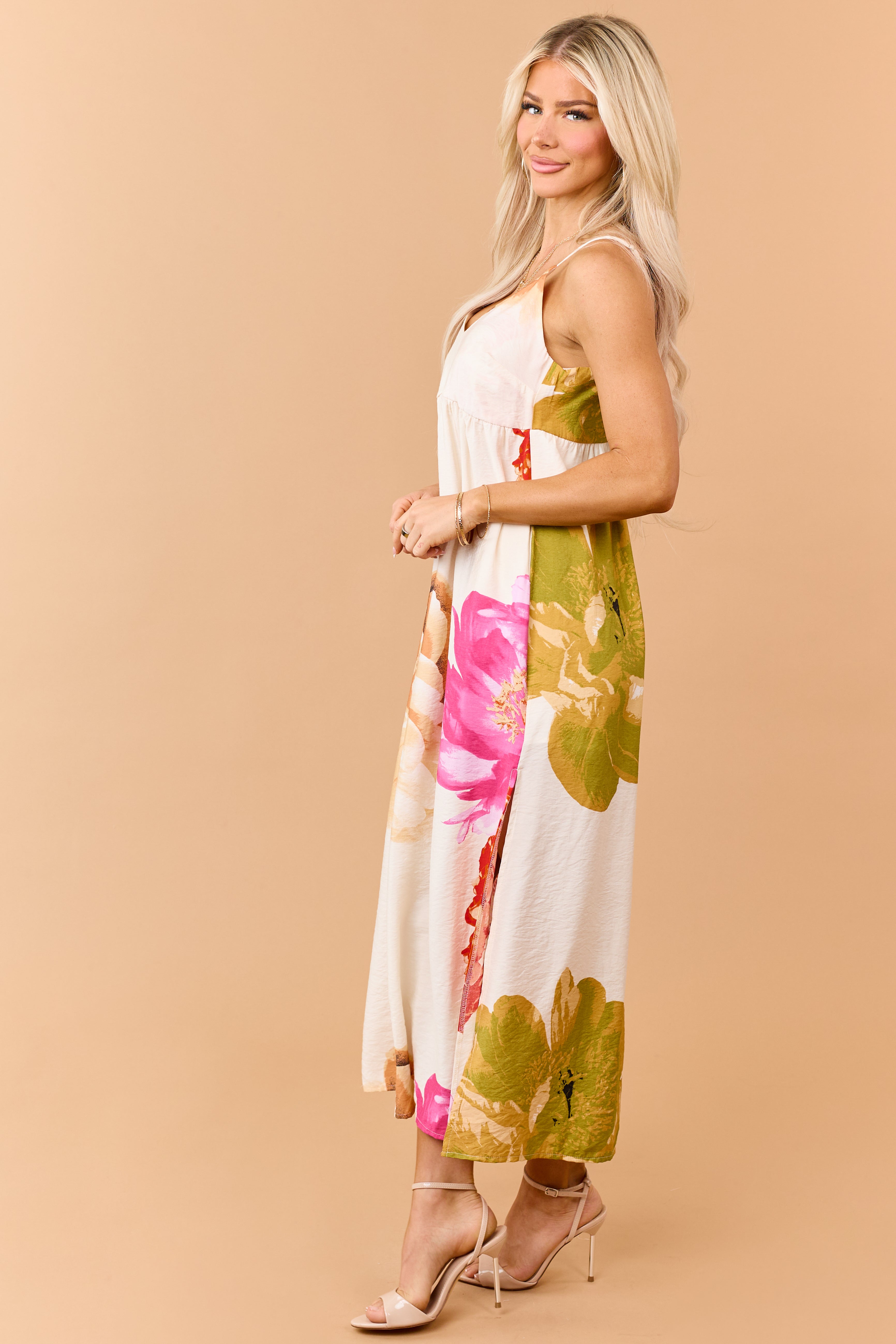 Champagne Floral Print V-Neck Sleeveless Maxi Dress