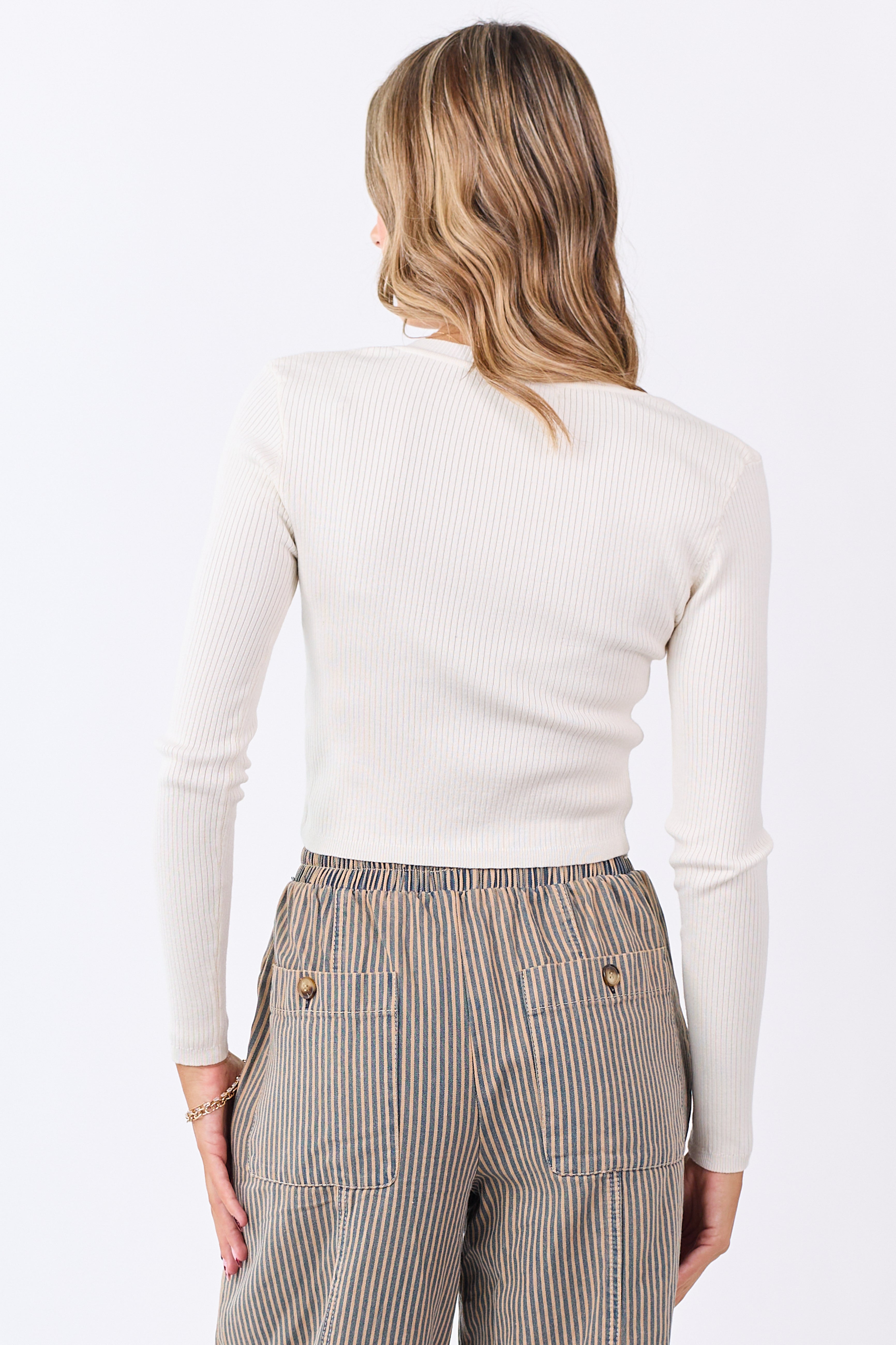 Champagne Rib Knit V-Neck Cropped Sweater Top | Lime Lush Boutique