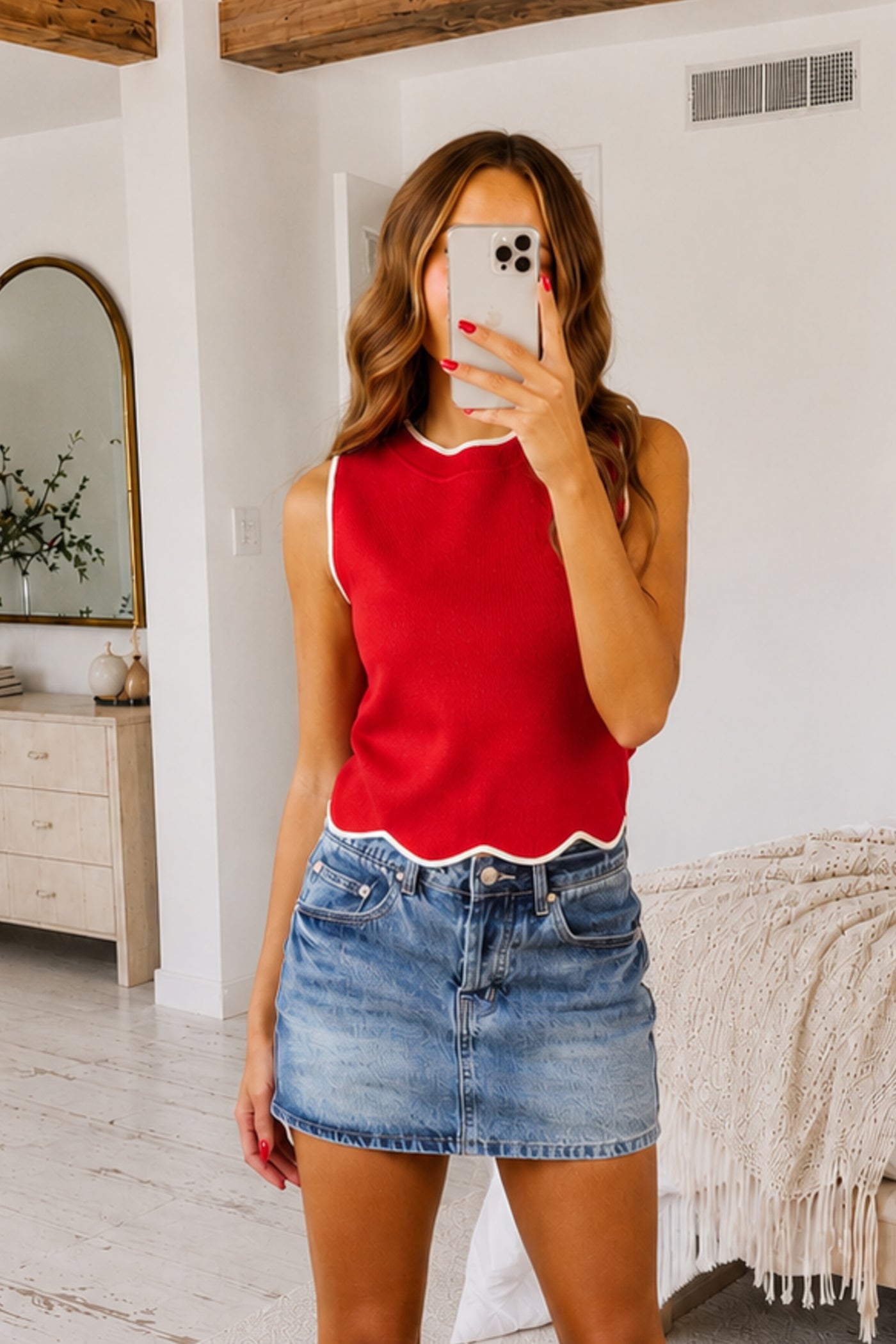 Lipstick Contrast Trim Scalloped Hem Knit Tank Top