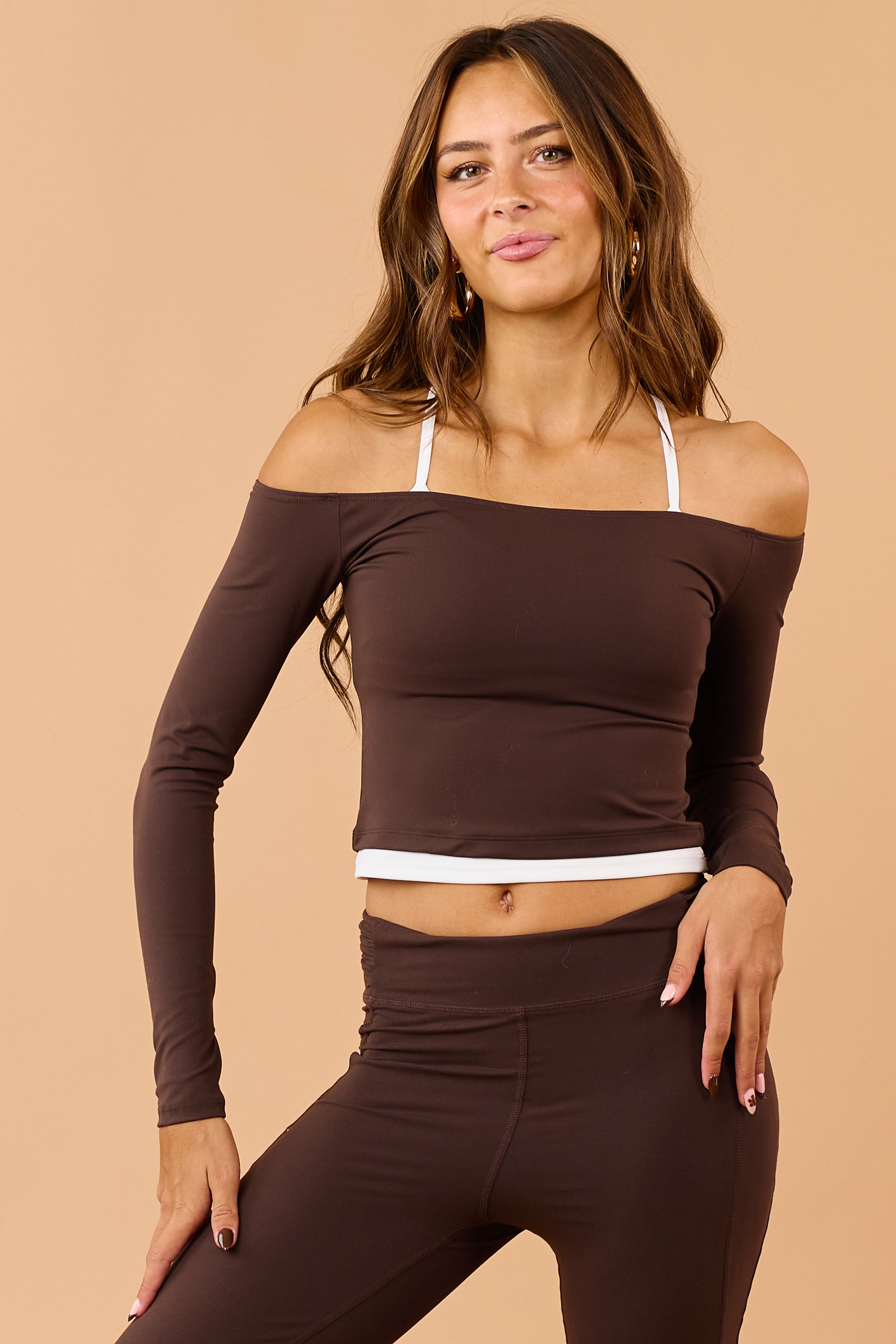 トップス Ans Dotsloevner shoulder tops Chocolate Contrast Double Layered Off Shoulder Top | Lime Lush