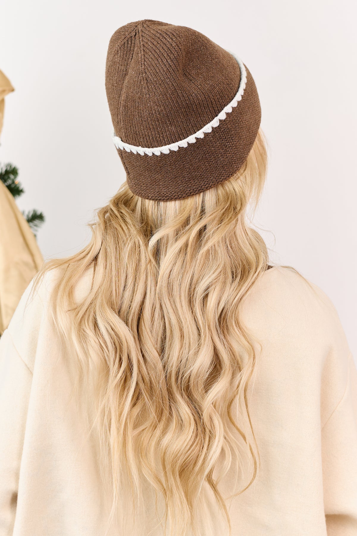 Chocolate Rib Knit Contrast Stitch Cuff Beanie