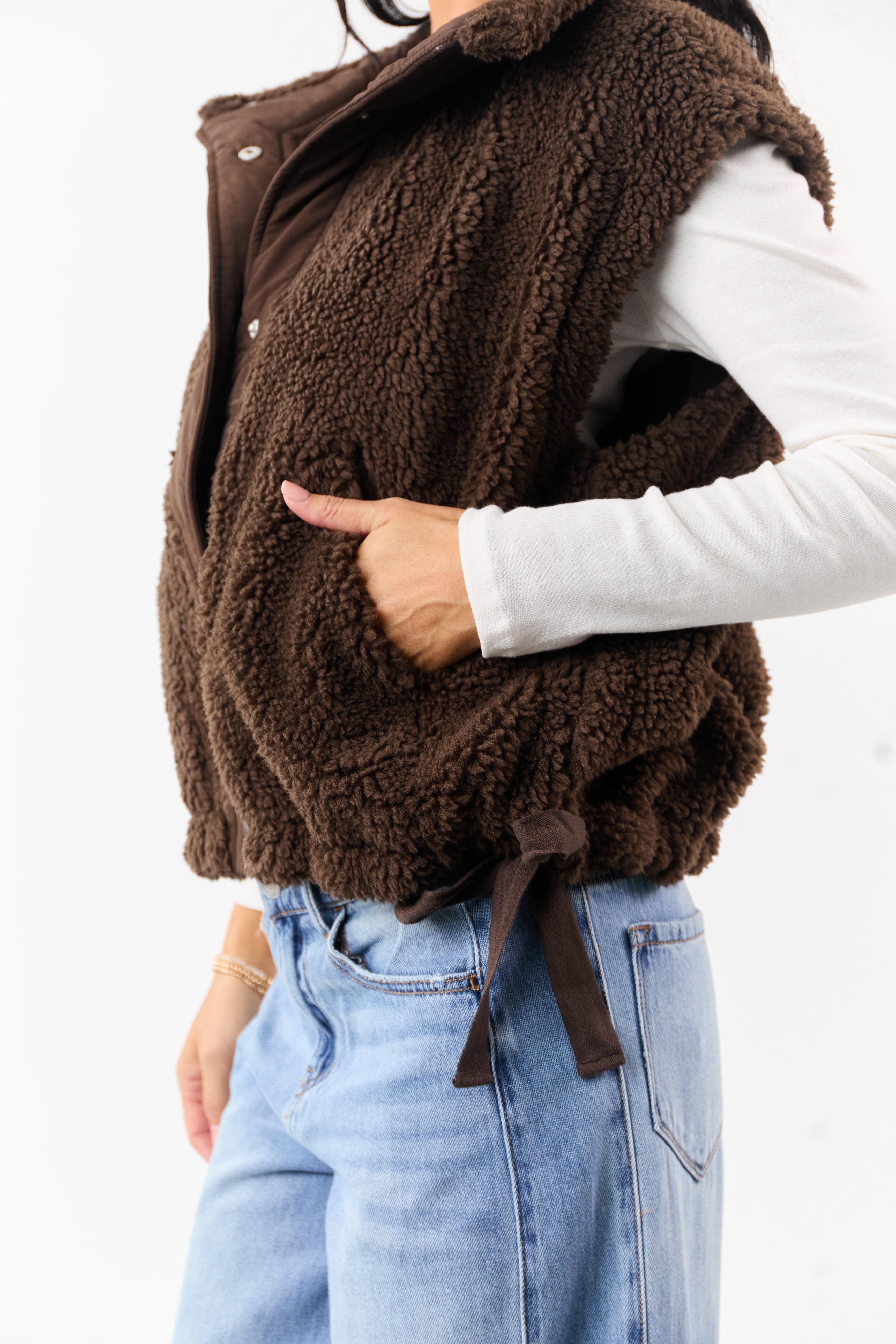 Cocoa Sherpa Contrast Button Down Side Tie Vest