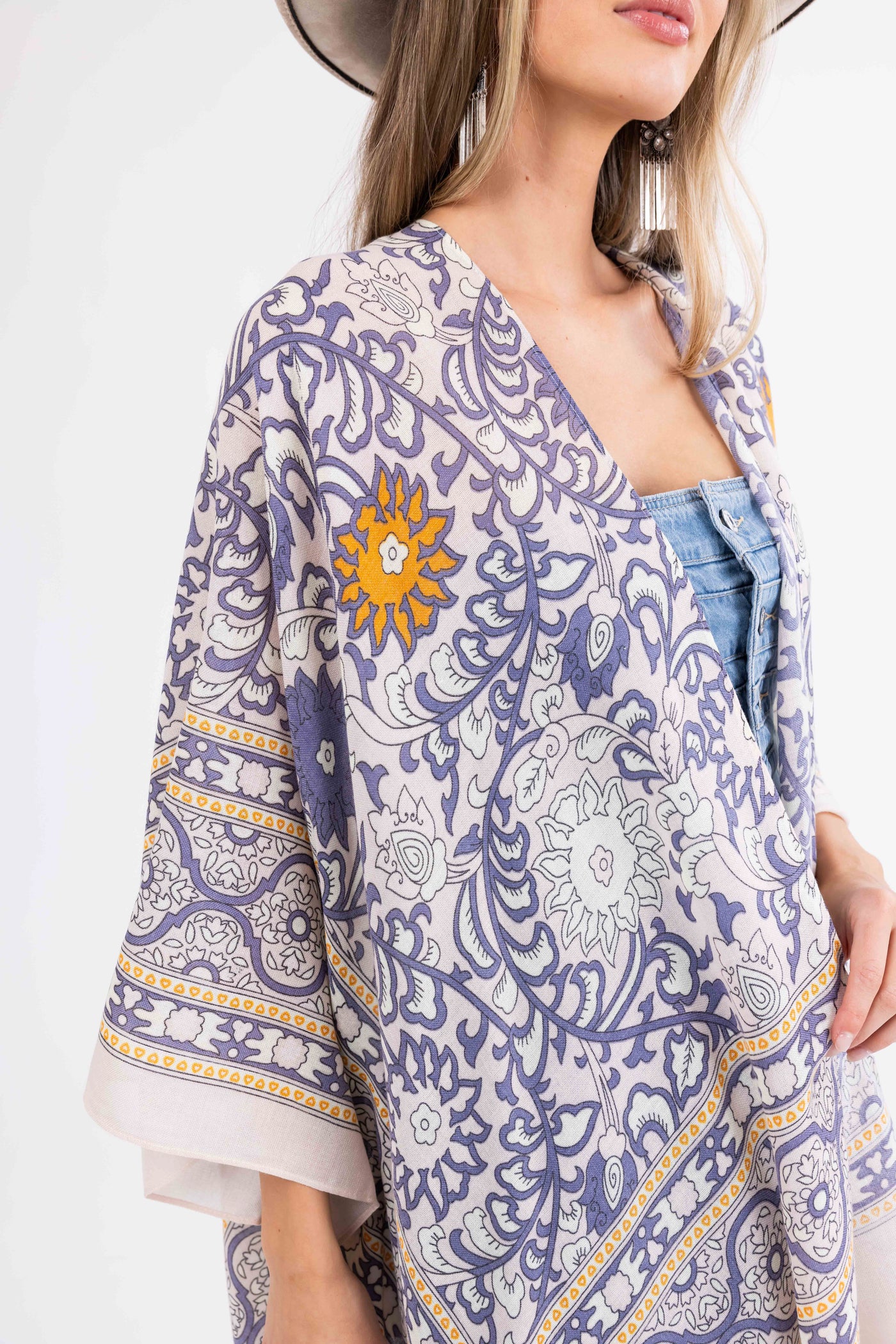 Coconut Abstract Print Tassel Kimono