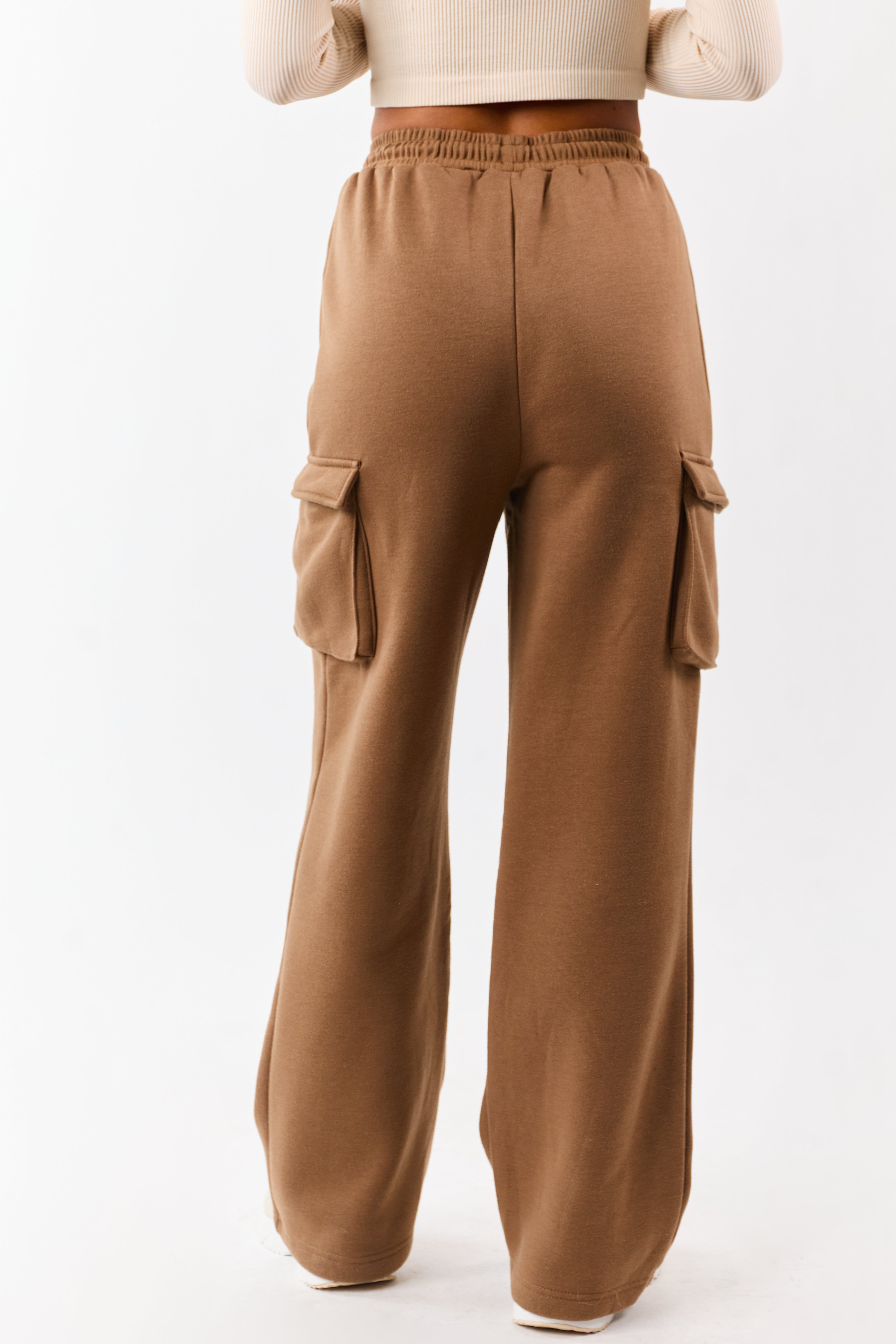 Cognac Elastic Waist Knit Cargo Sweatpants