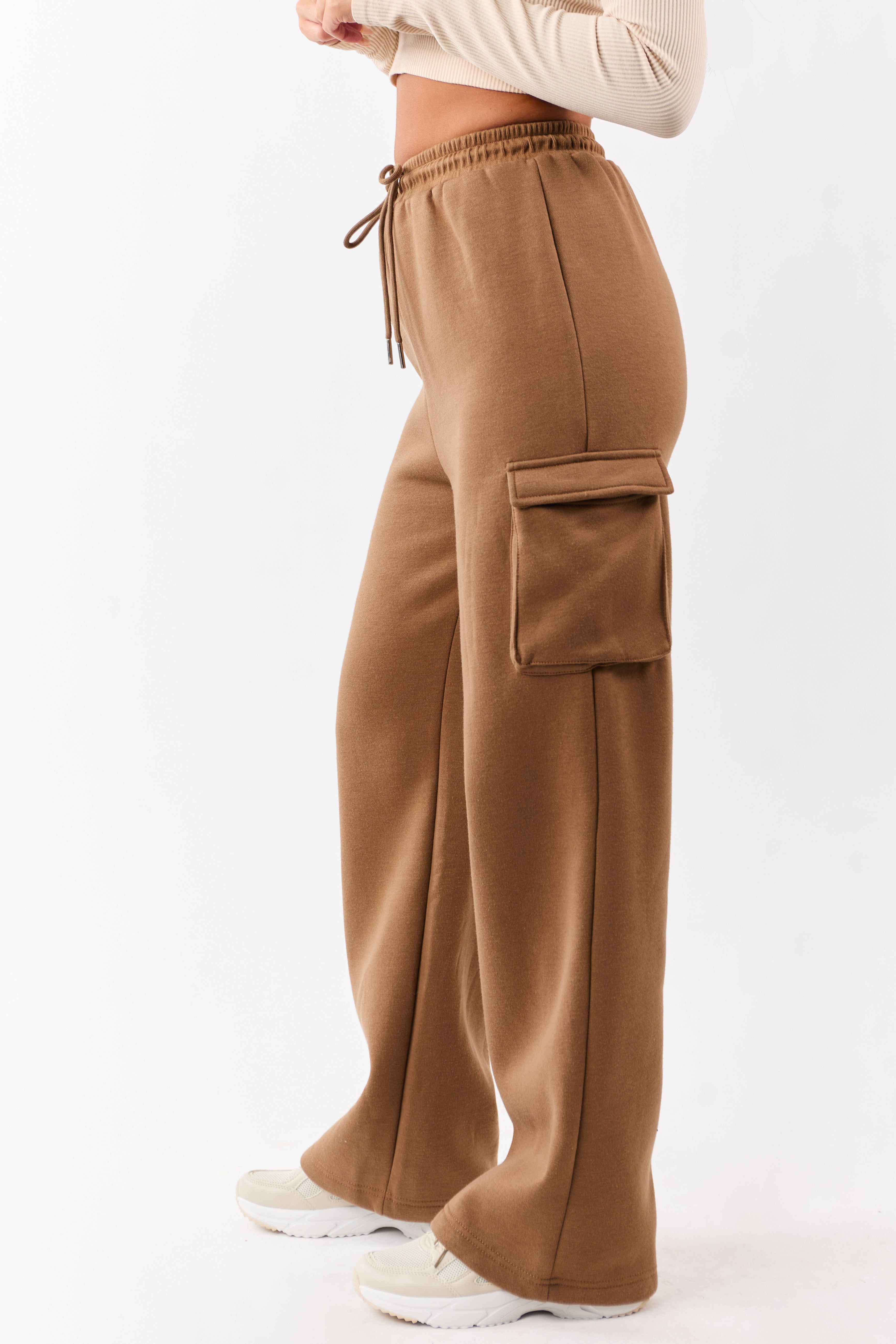 Cognac Elastic Waist Knit Cargo Sweatpants