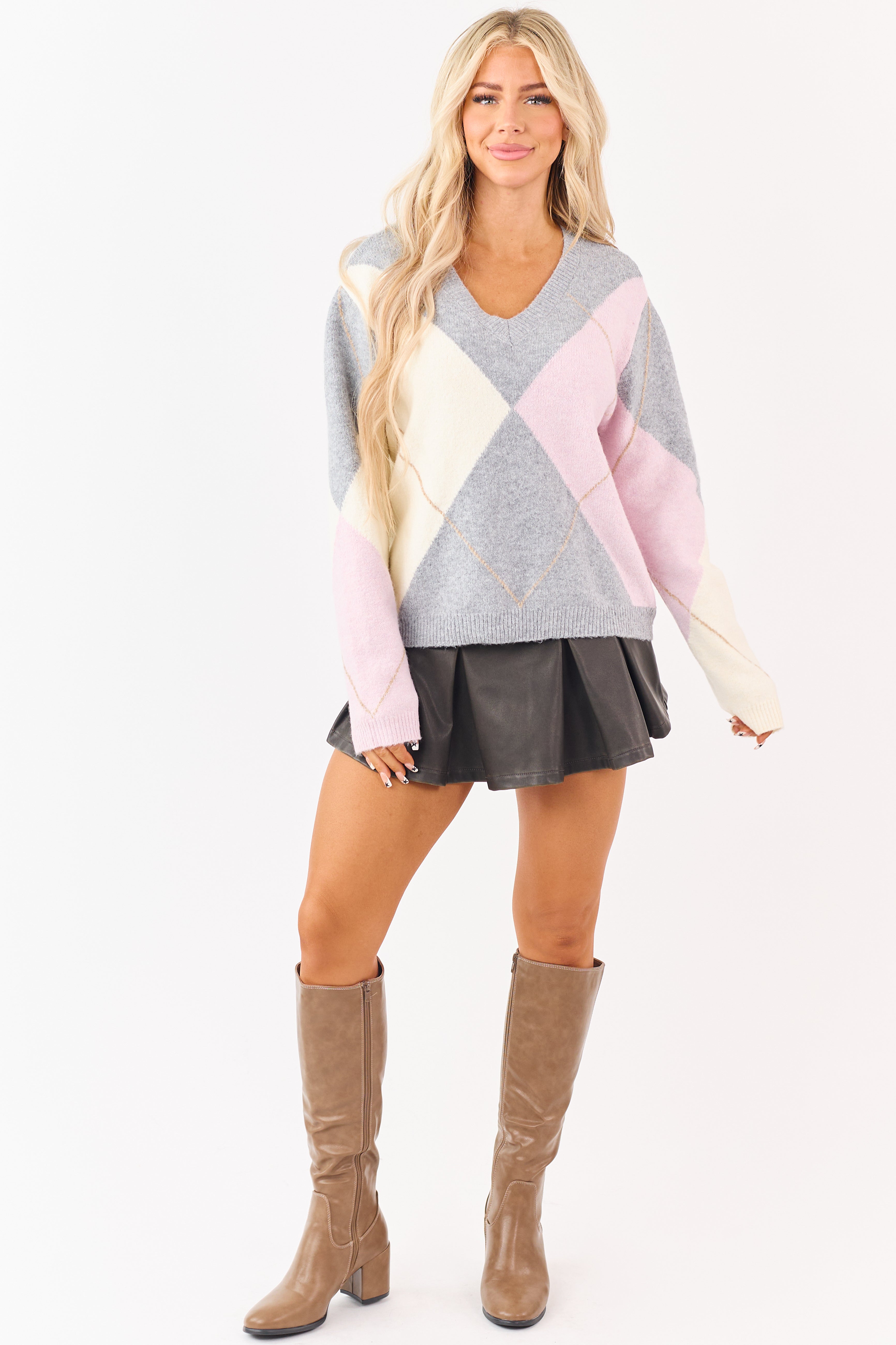 Dove Grey Argyle Pattern V-Neck Knit Sweater