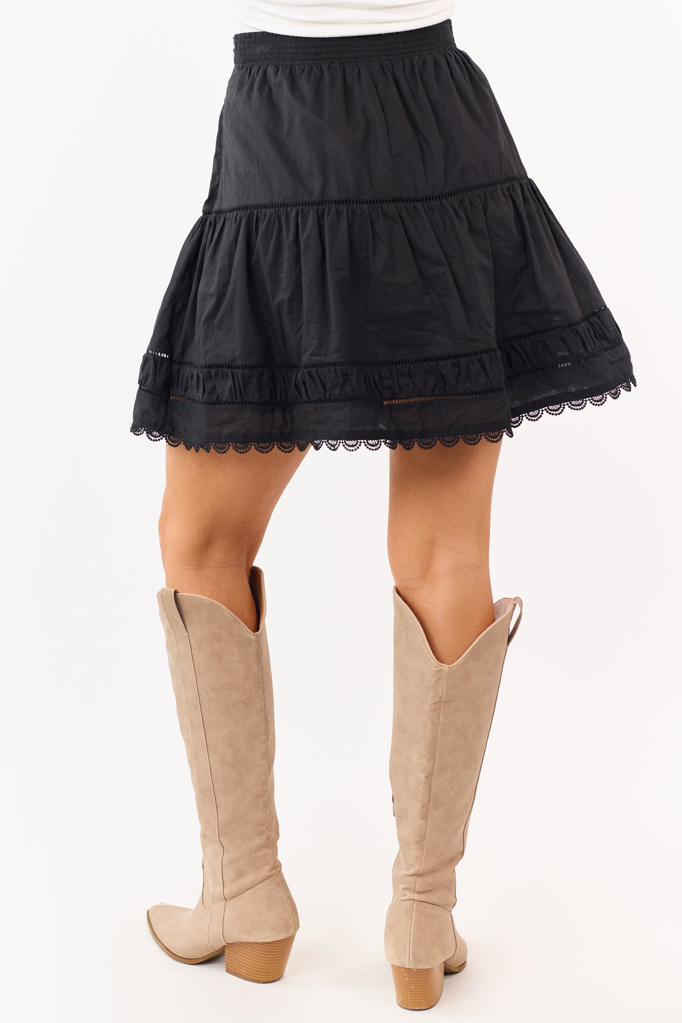 Entro Black Scalloped Lace Hem Cotton Short Skirt