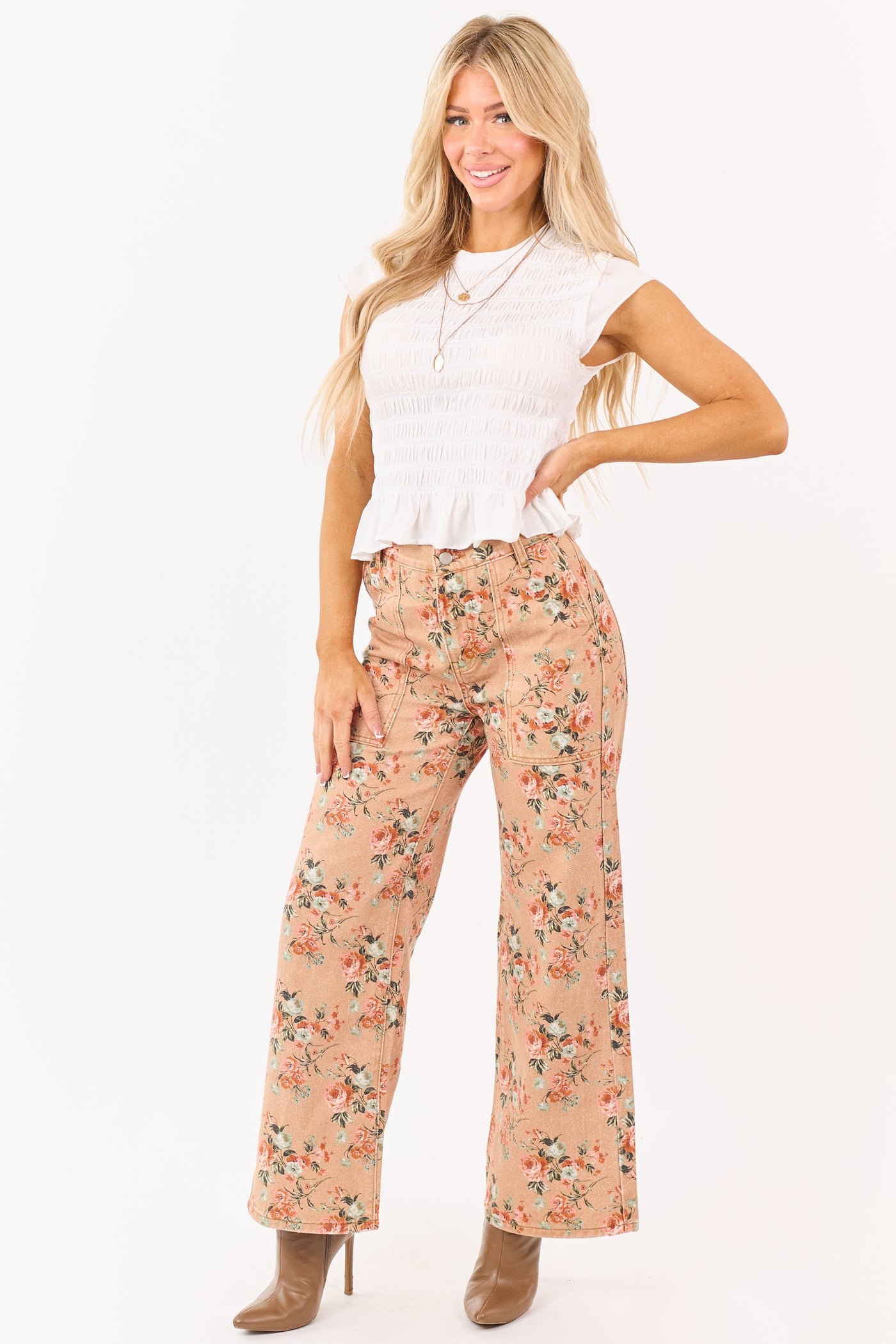 Entro Off White Smocked Short Sleeve Top