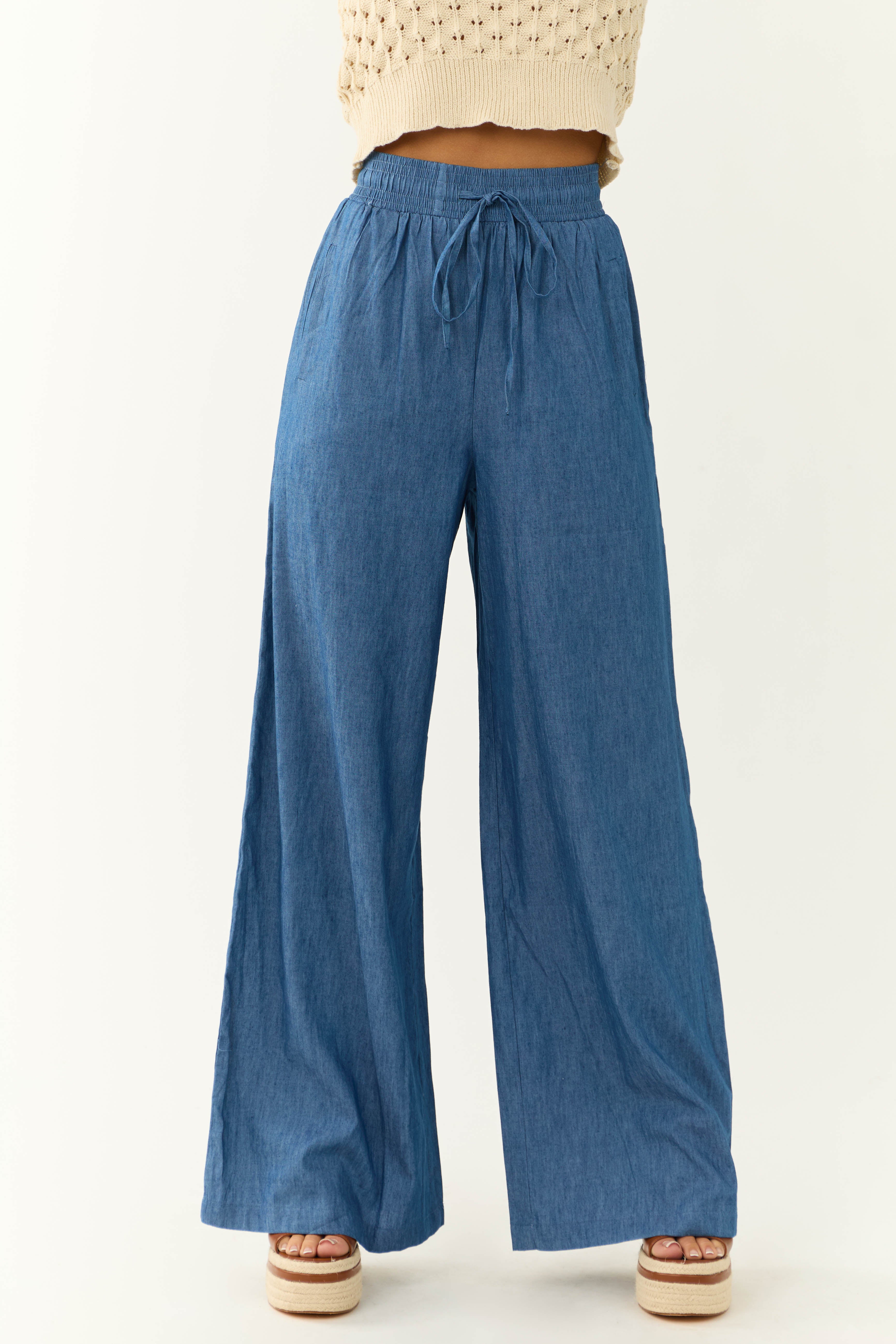 関税なし 送料無料 Embroidered Chambray Wide-Leg Pant CHS_CUTOUT EMBROIDERY