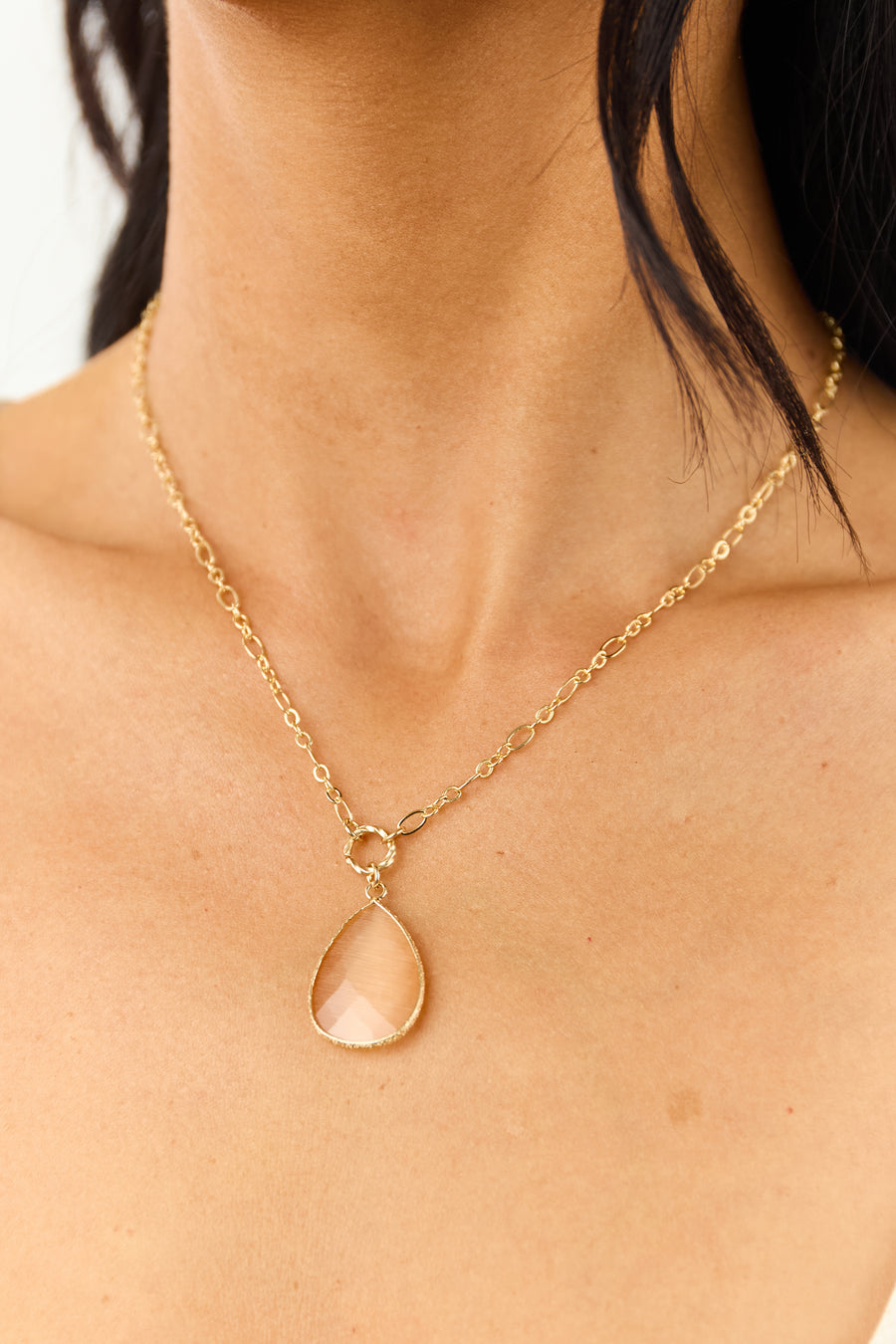 Gold Faceted Teardrop Pendant Chain Necklace