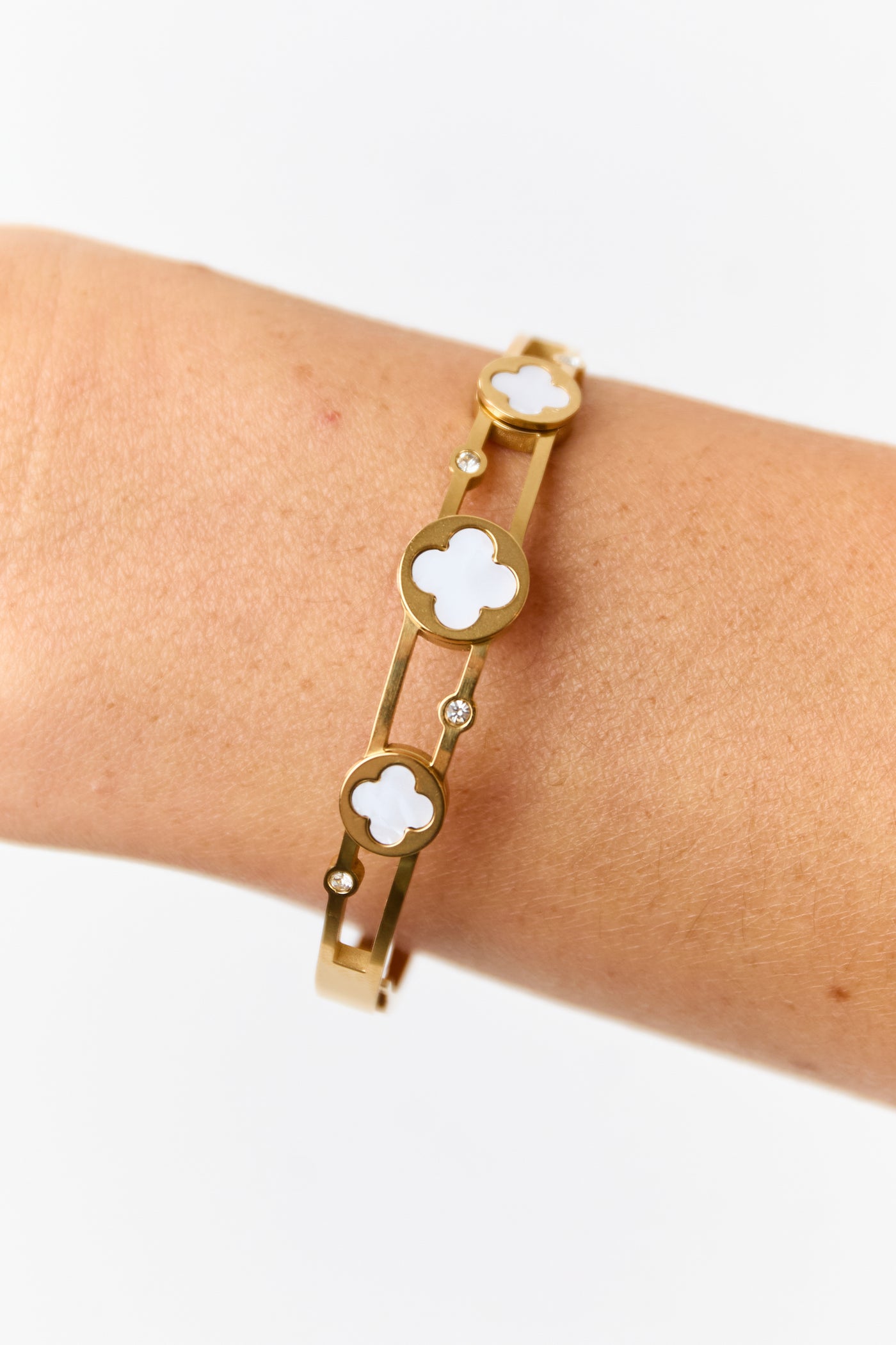 Gold Metallic Clover Detail Bangle Bracelet