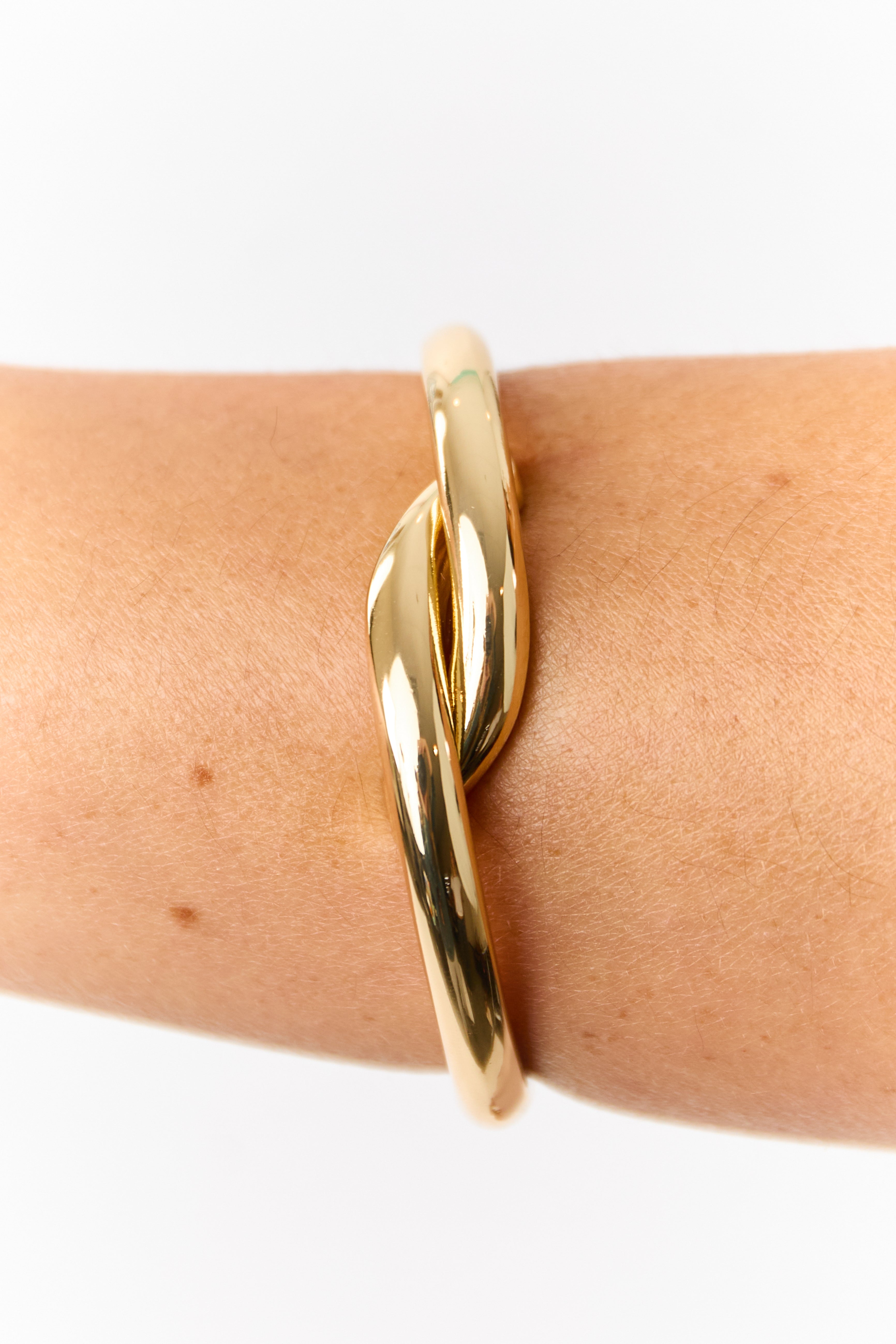 Gold Metallic Twist Clasp Bangle Bracelet