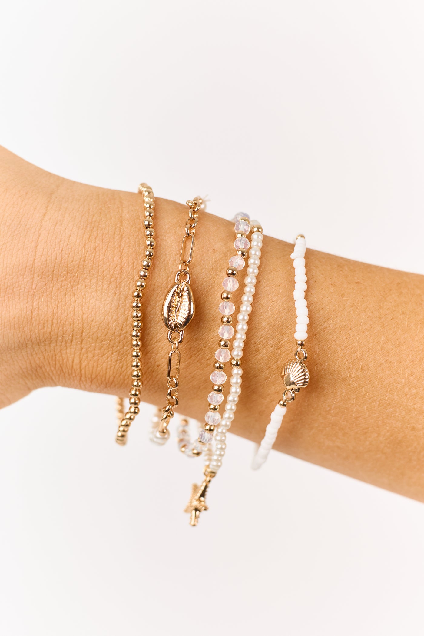 Gold and White Beaded Seashell Pendant Bracelet Set