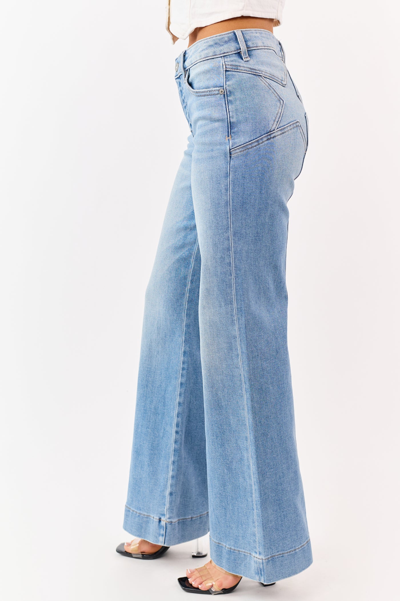 Hidden Premium Light Comfort Flare Star Stretch Jeans