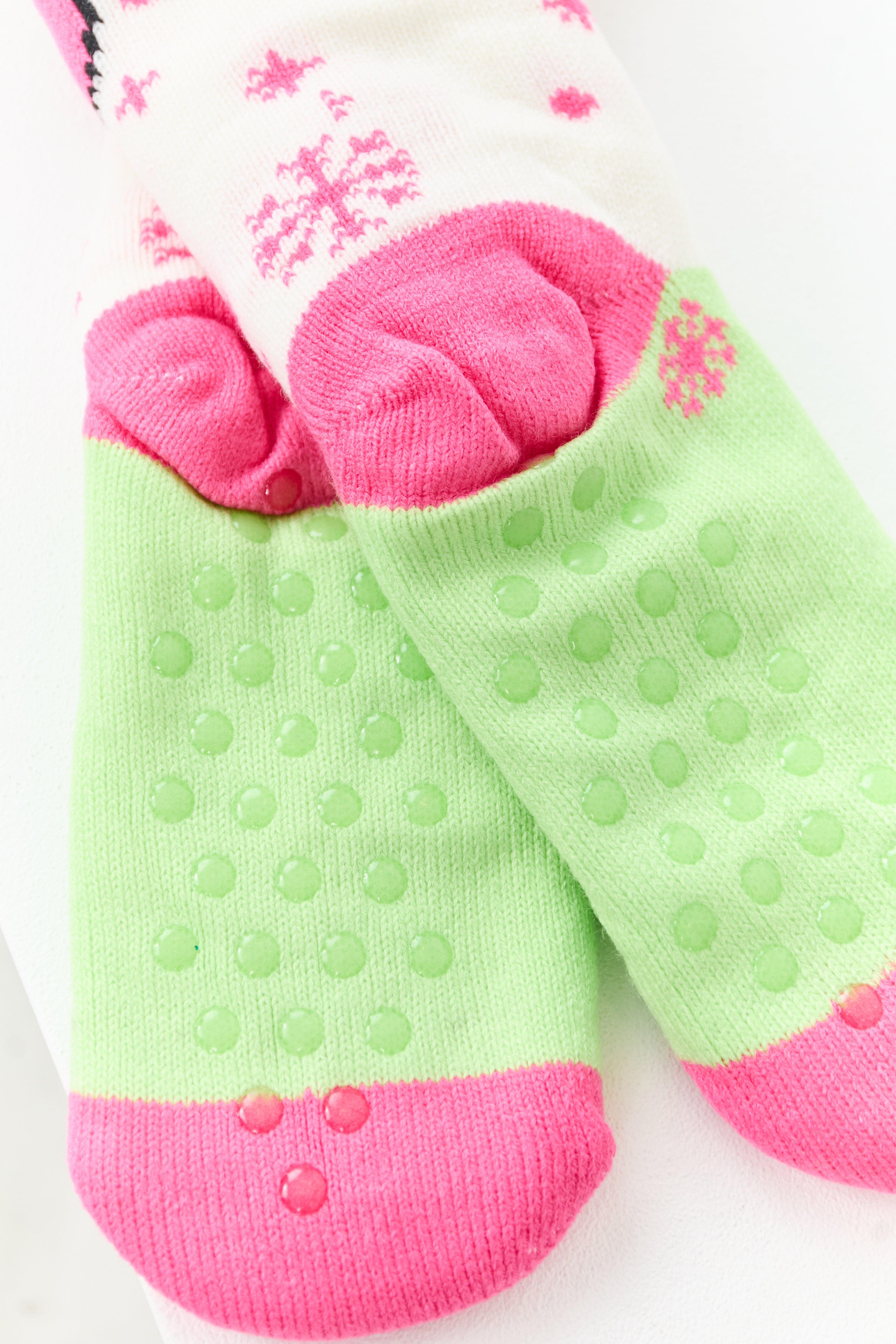 Ivory Holiday Pattern Sherpa Lined Grip Socks