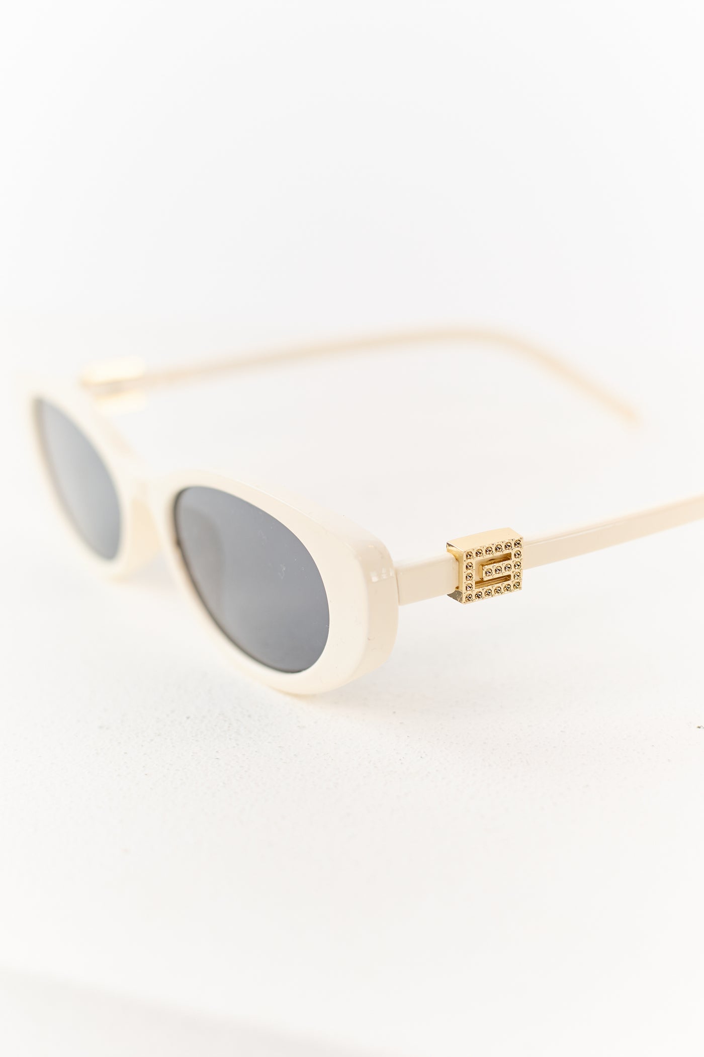 Ivory Oval Frame Metallic Accent Sunglasses