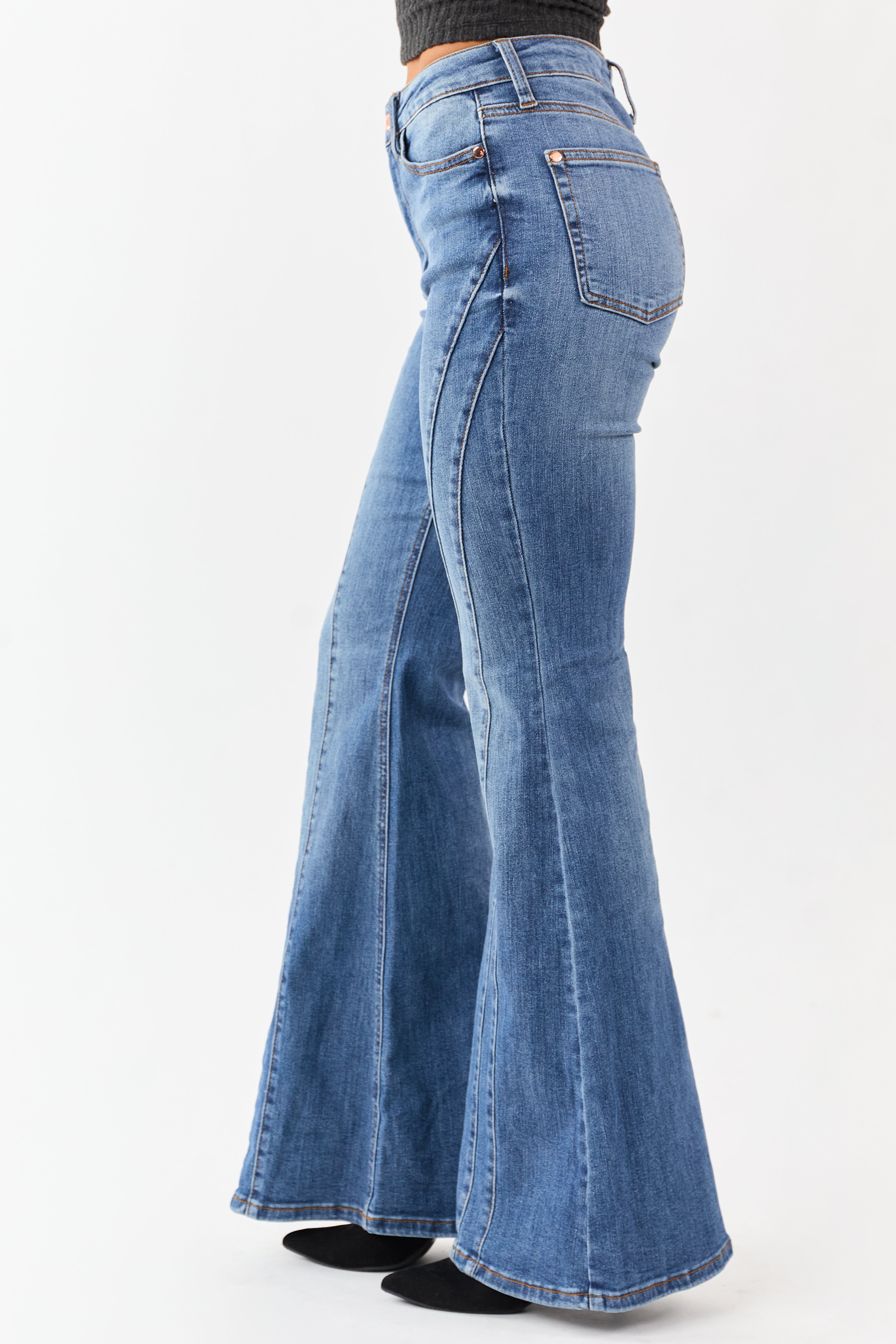 Judy Blue Faded Medium Wash Stretchy Flare Jeans