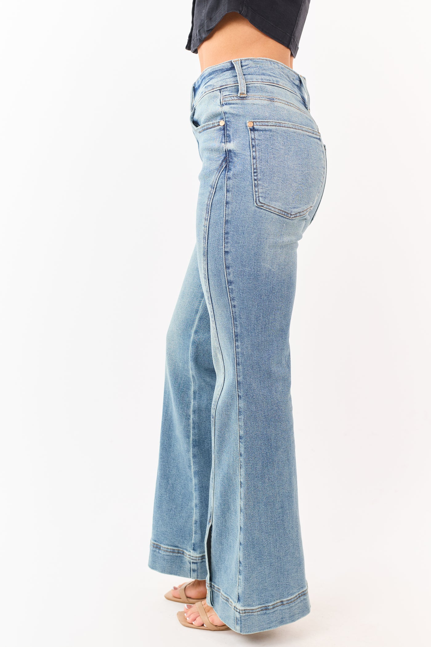 Judy Blue Vintage Wash Stretchy Flare Jeans