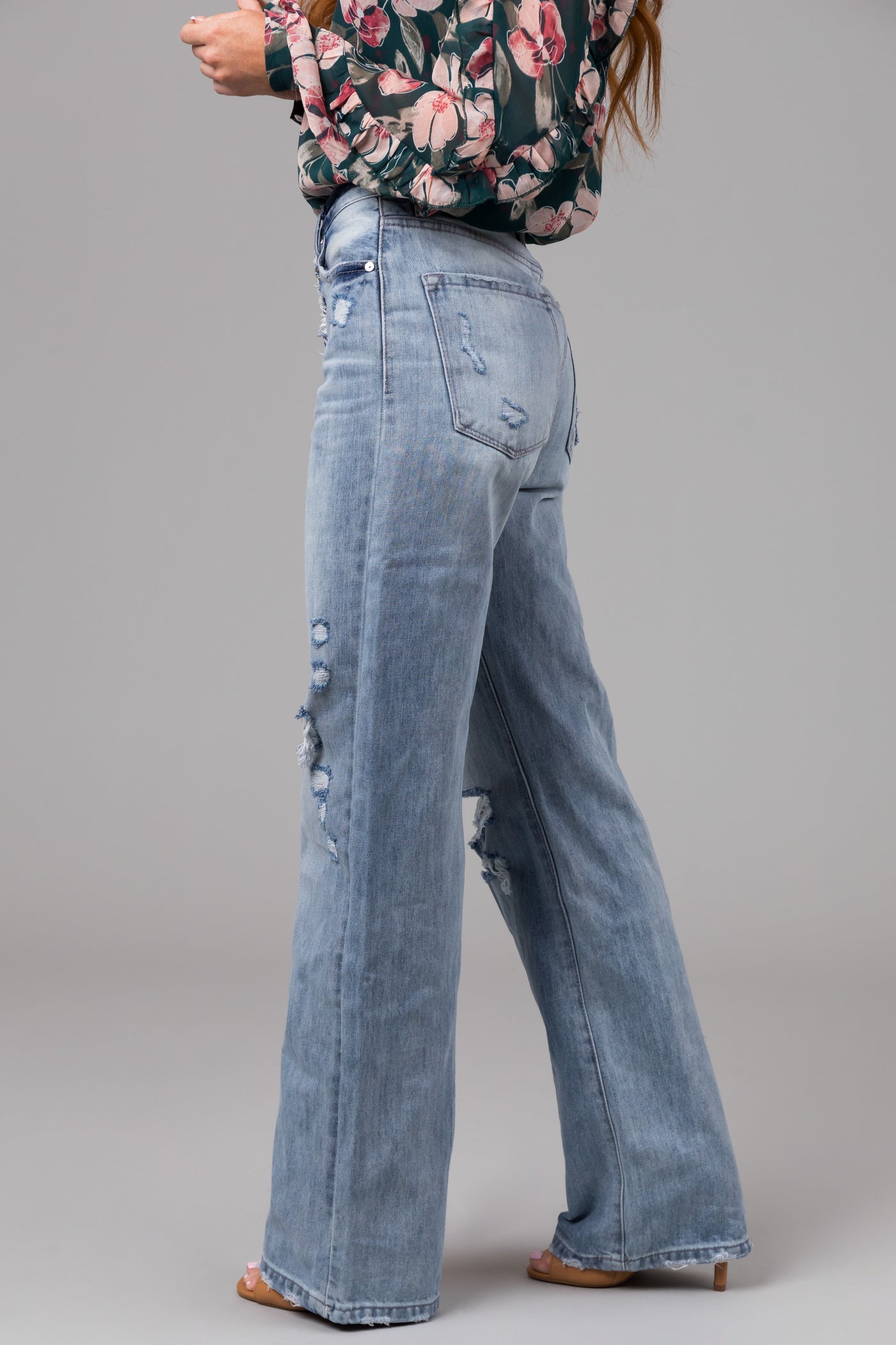 KanCan Light Wash Distressed Button Fly Wide Leg Jeans