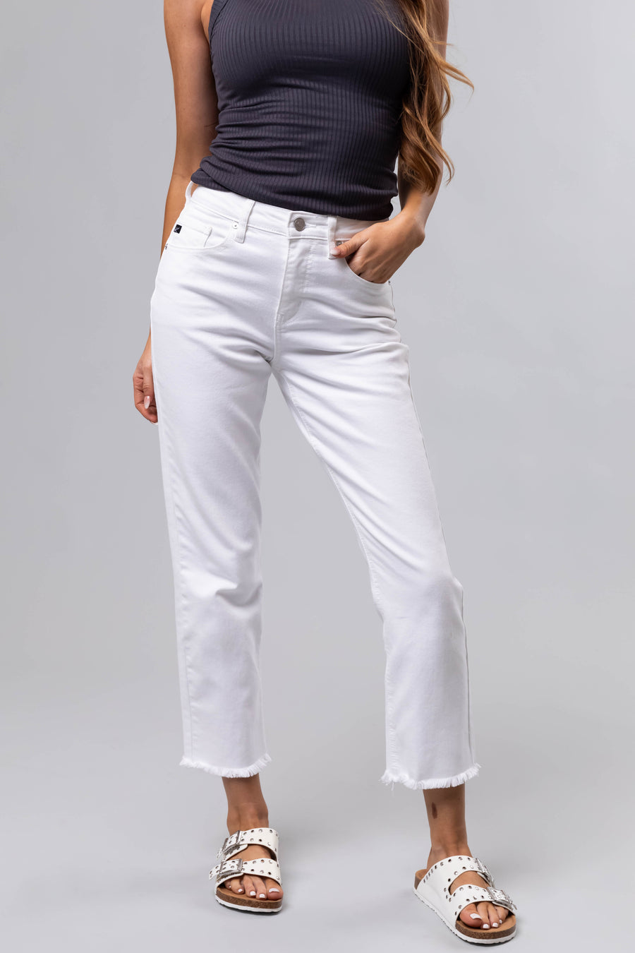 KanCan Off White Cropped Straight Leg Jeans