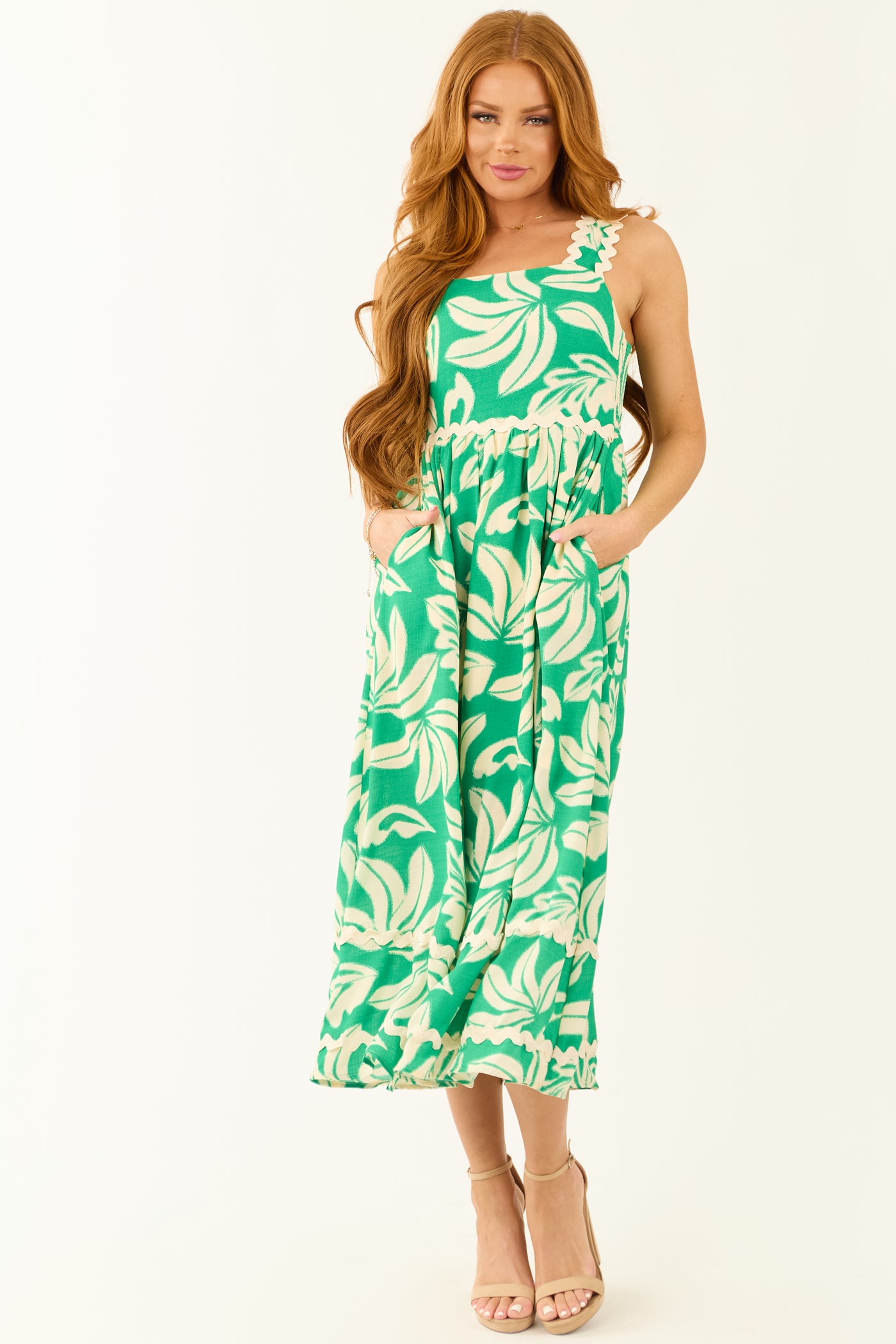 Kelly Green and Cream Tropical Leaf Print Midi Dress Kelly Green and Cream Tropical Leaf Print Midi Dress